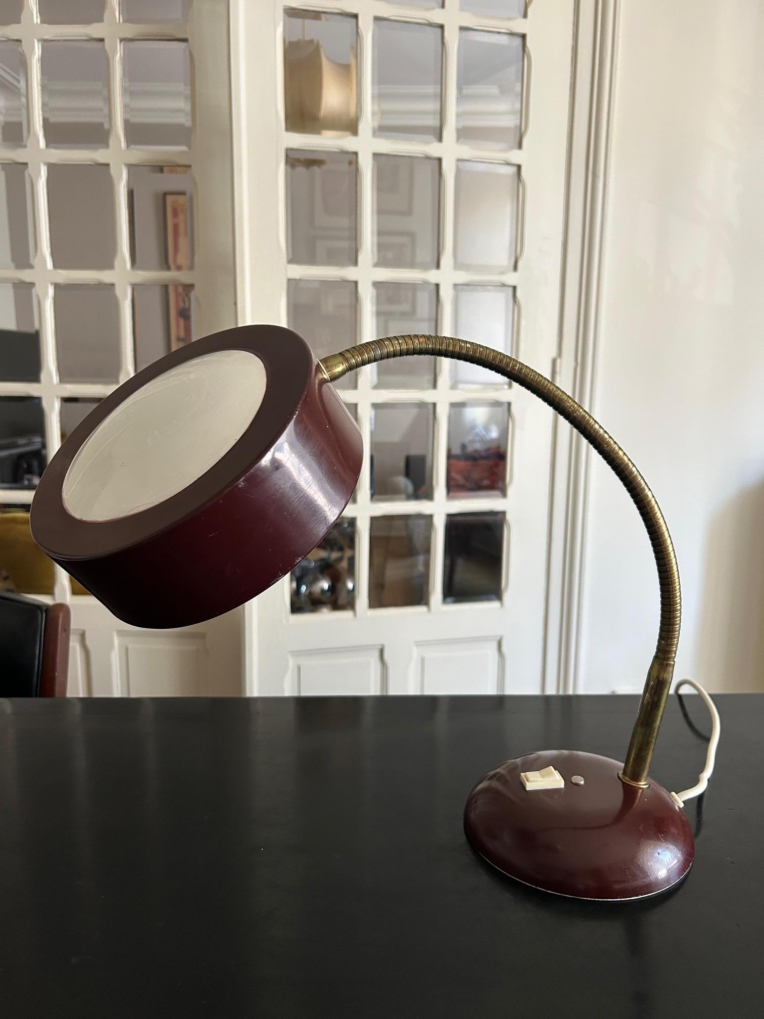 Jumo table lamp from the 1950's In Good Condition For Sale In Brooklyn, NY