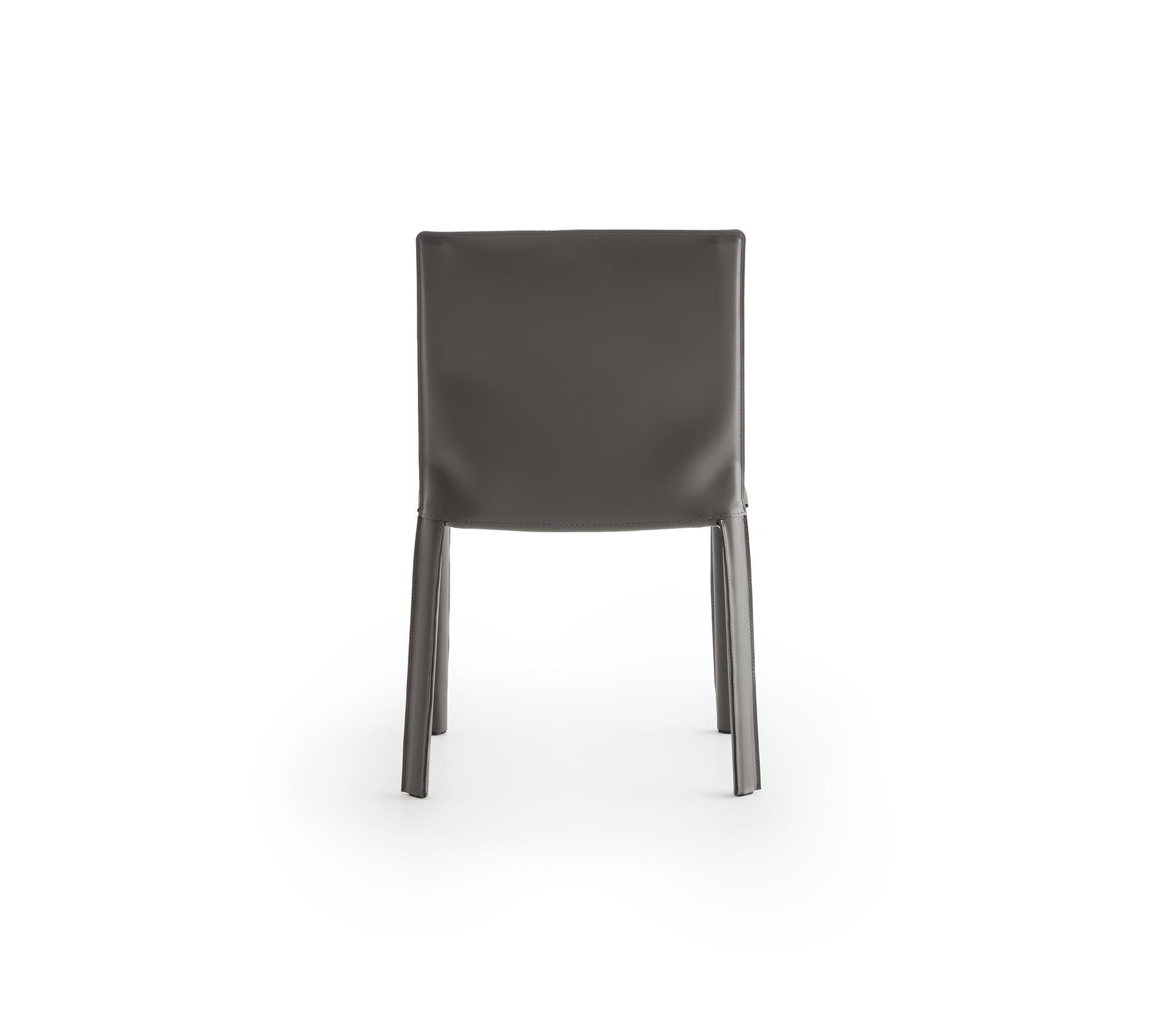 Jumpsuite Chaise en cuir anthracite par Morica Design en vente 2