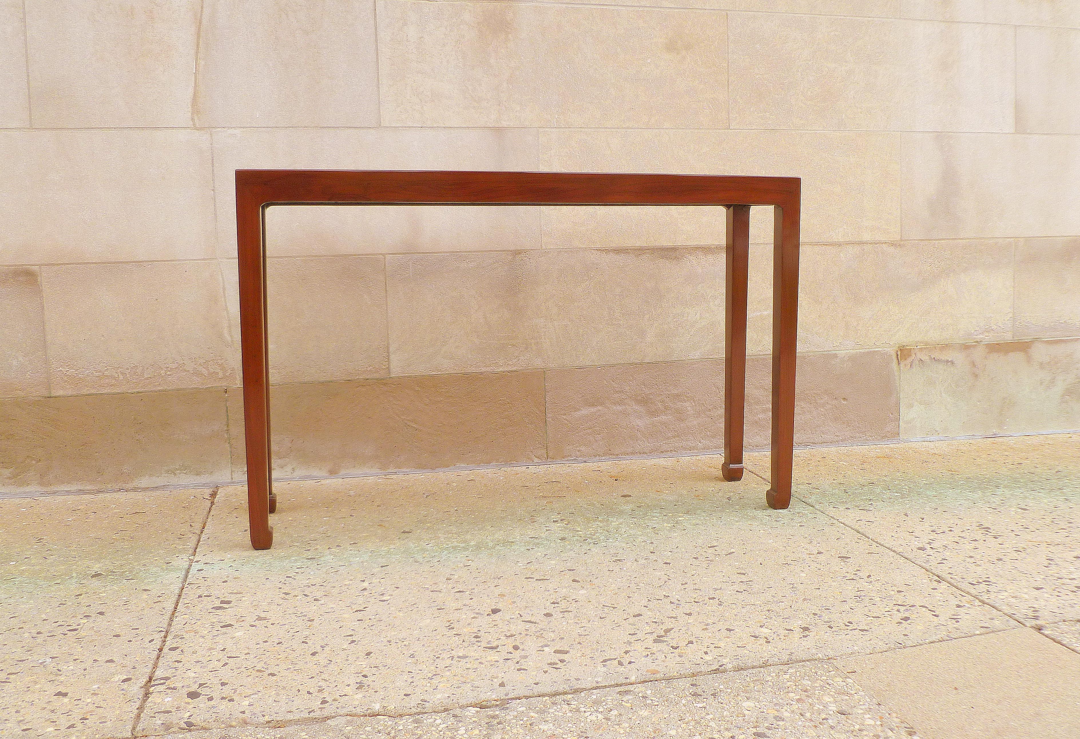 Jumu Console Table In Good Condition For Sale In Greenwich, CT