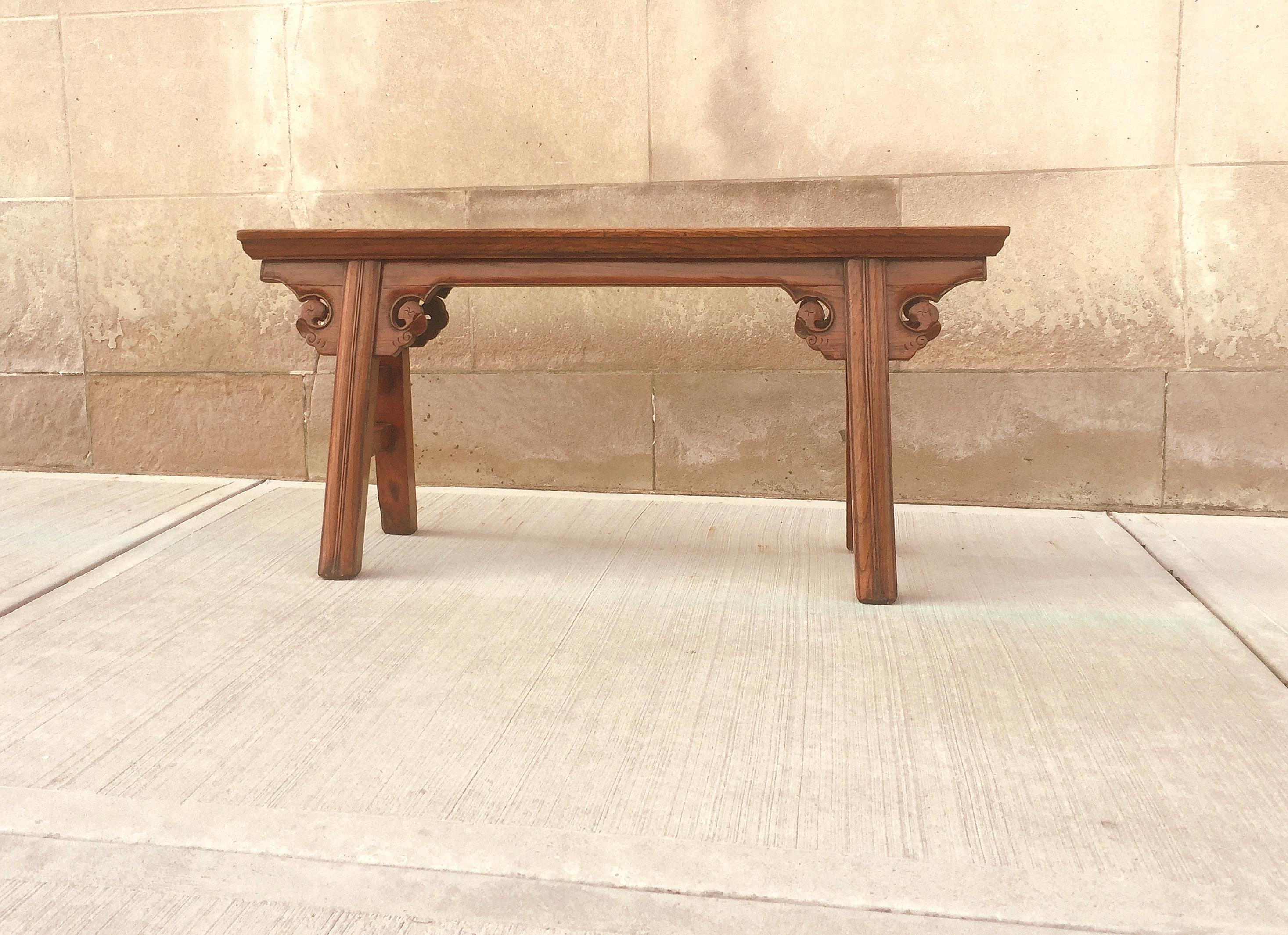 Ming Jumu Wood Bench with Tapered Legs For Sale
