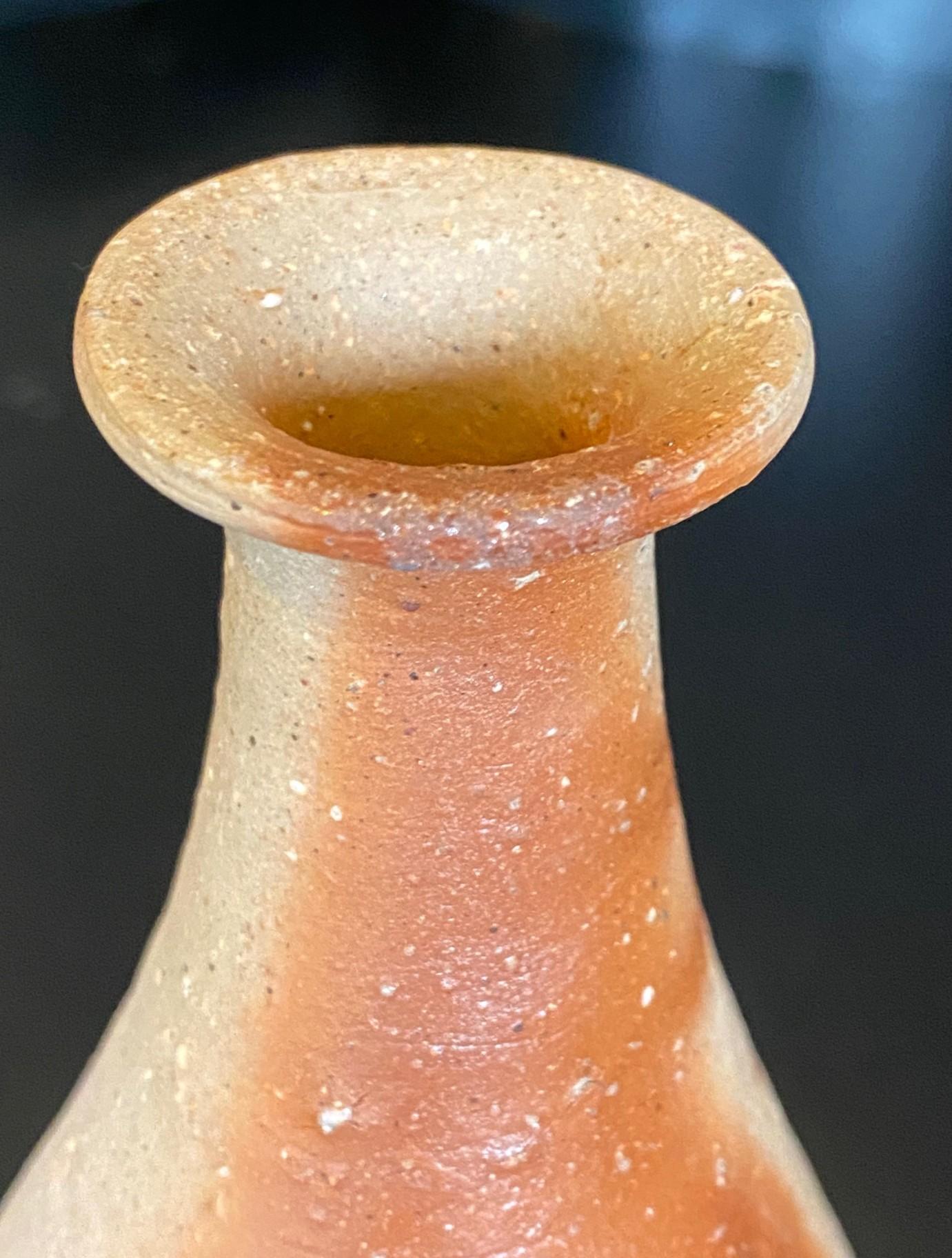 Grand vase japonais Bizen Yaki Ware Pottery signé Jun Isezaki en vente 2