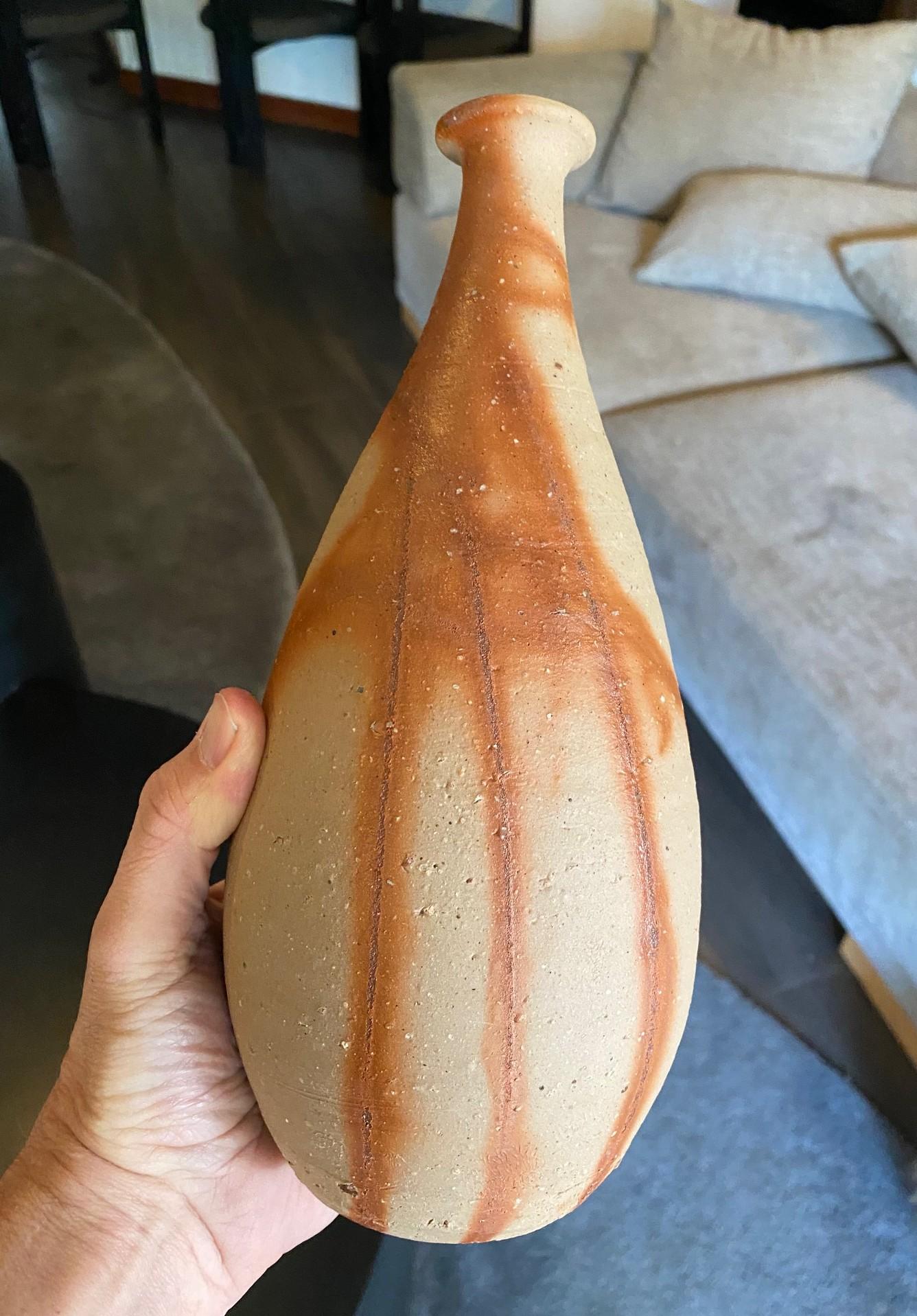 Grand vase japonais Bizen Yaki Ware Pottery signé Jun Isezaki en vente 3