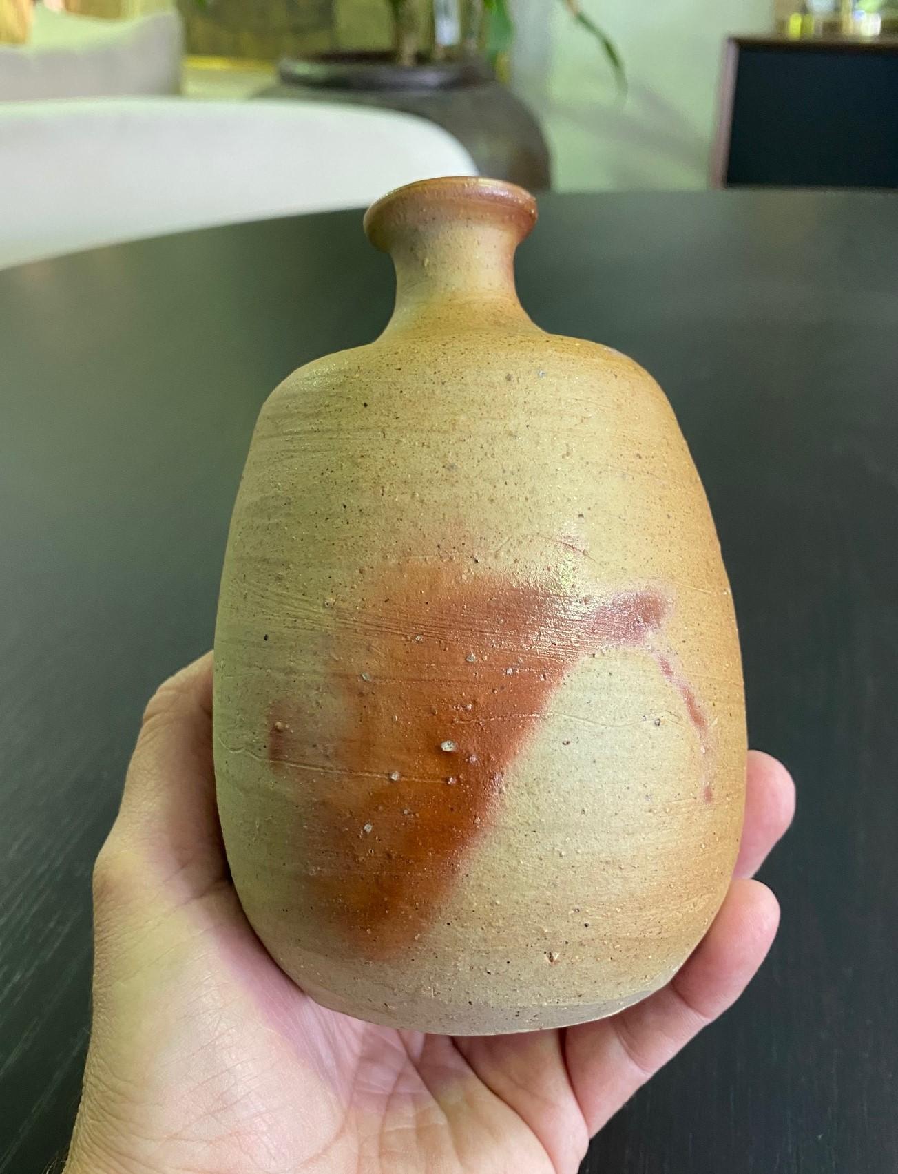 Late 20th Century Jun Isezaki Signed Japanese Pottery Bizen Ware Sake Bottle Vase with Signed Box