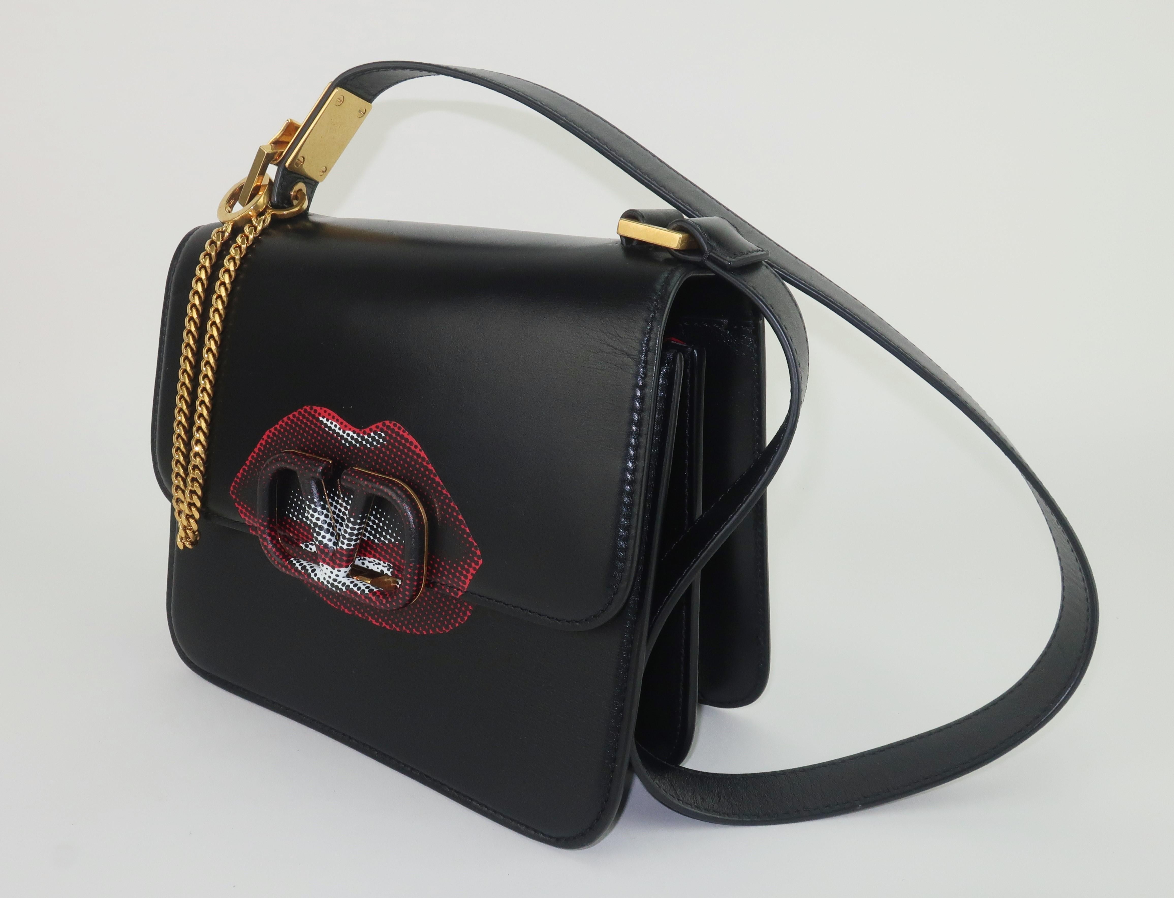 Jun Takahashi For Valentino Black Leather V-Sling Lips Handbag, 2019 In Good Condition In Atlanta, GA