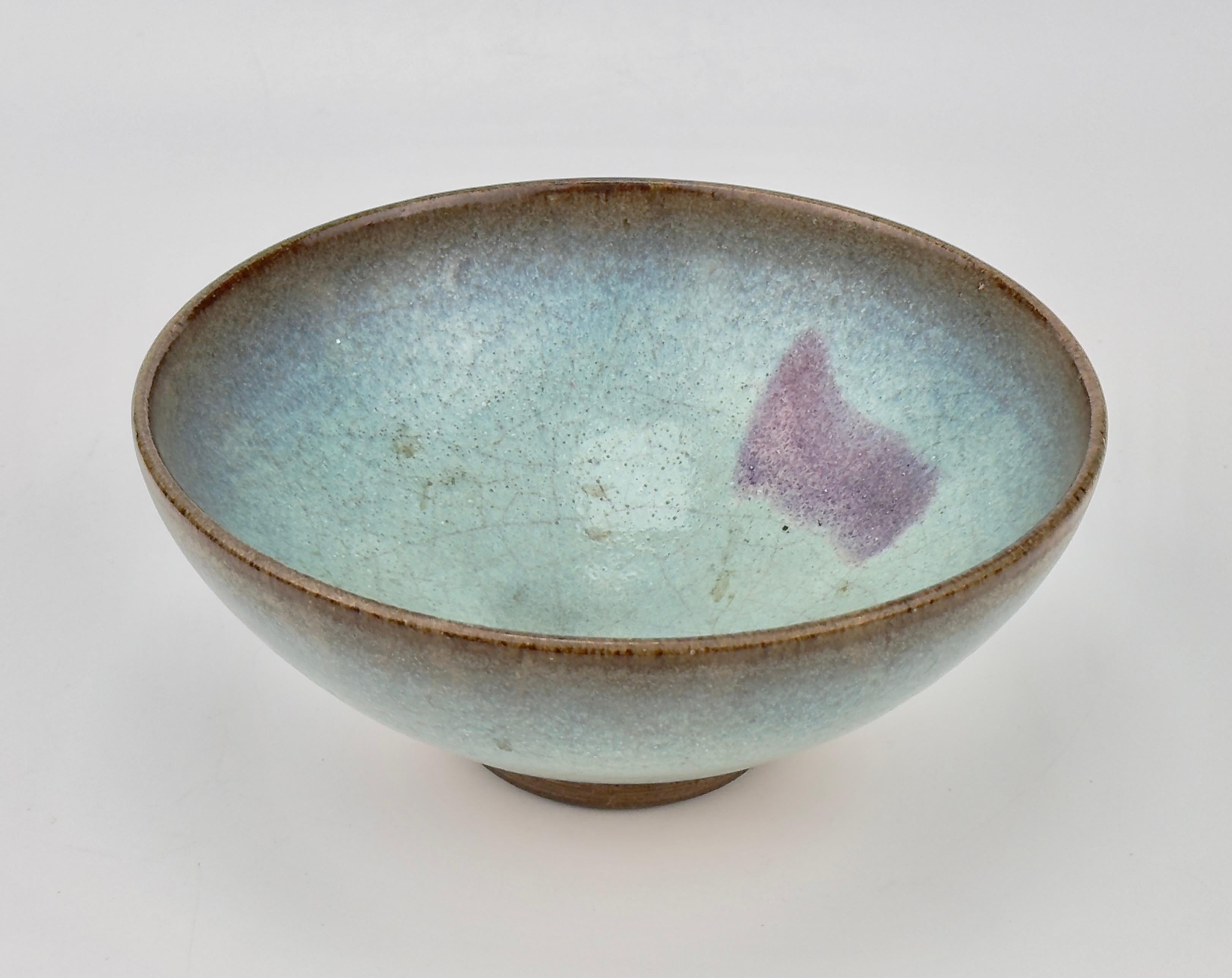 Chinese Jun Ware purple-splashed bowl, Yuan dynasty