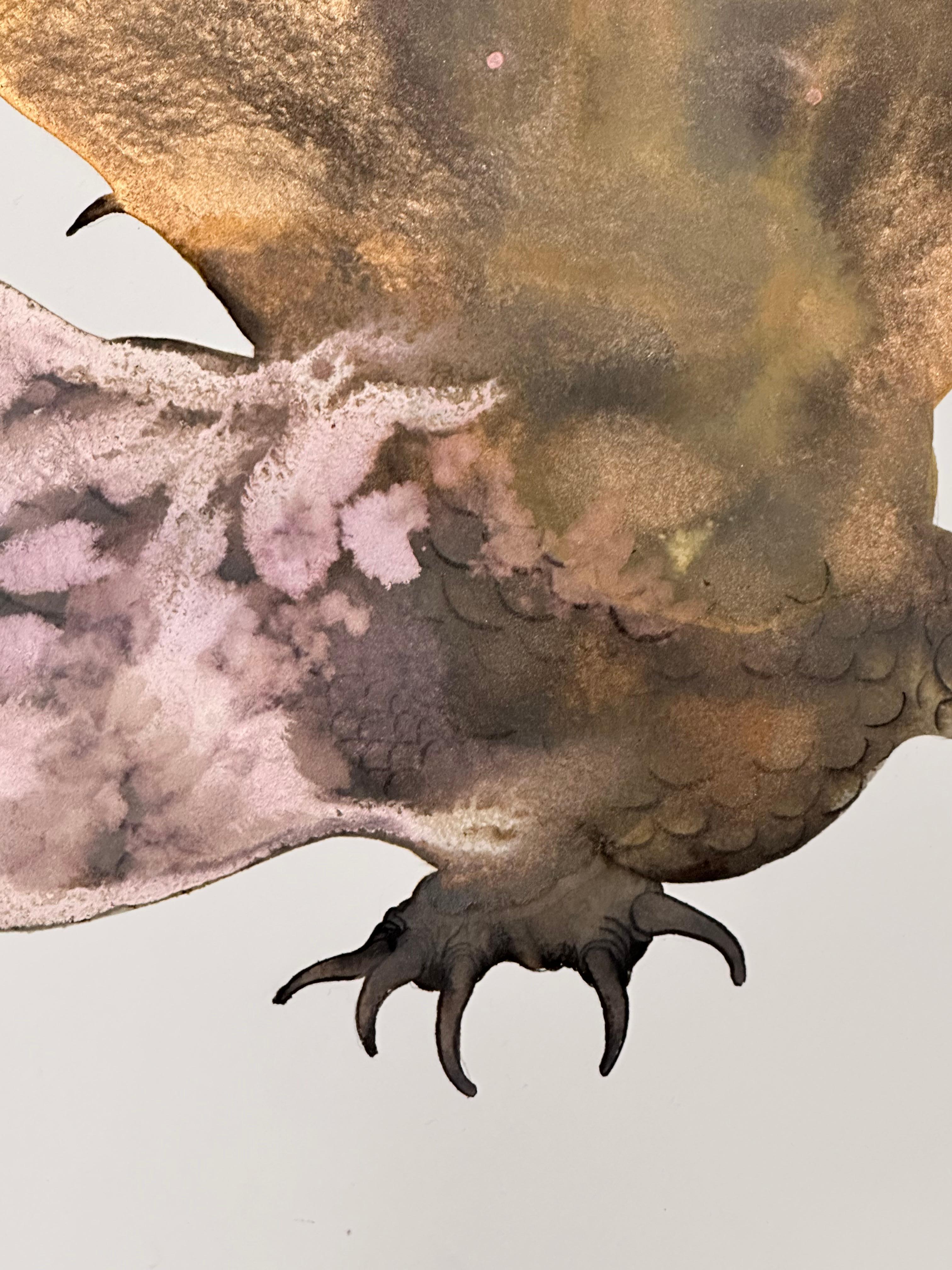 Madre III - Criatura mítica de oro contemporáneo Animal alado, 2024 en venta 1