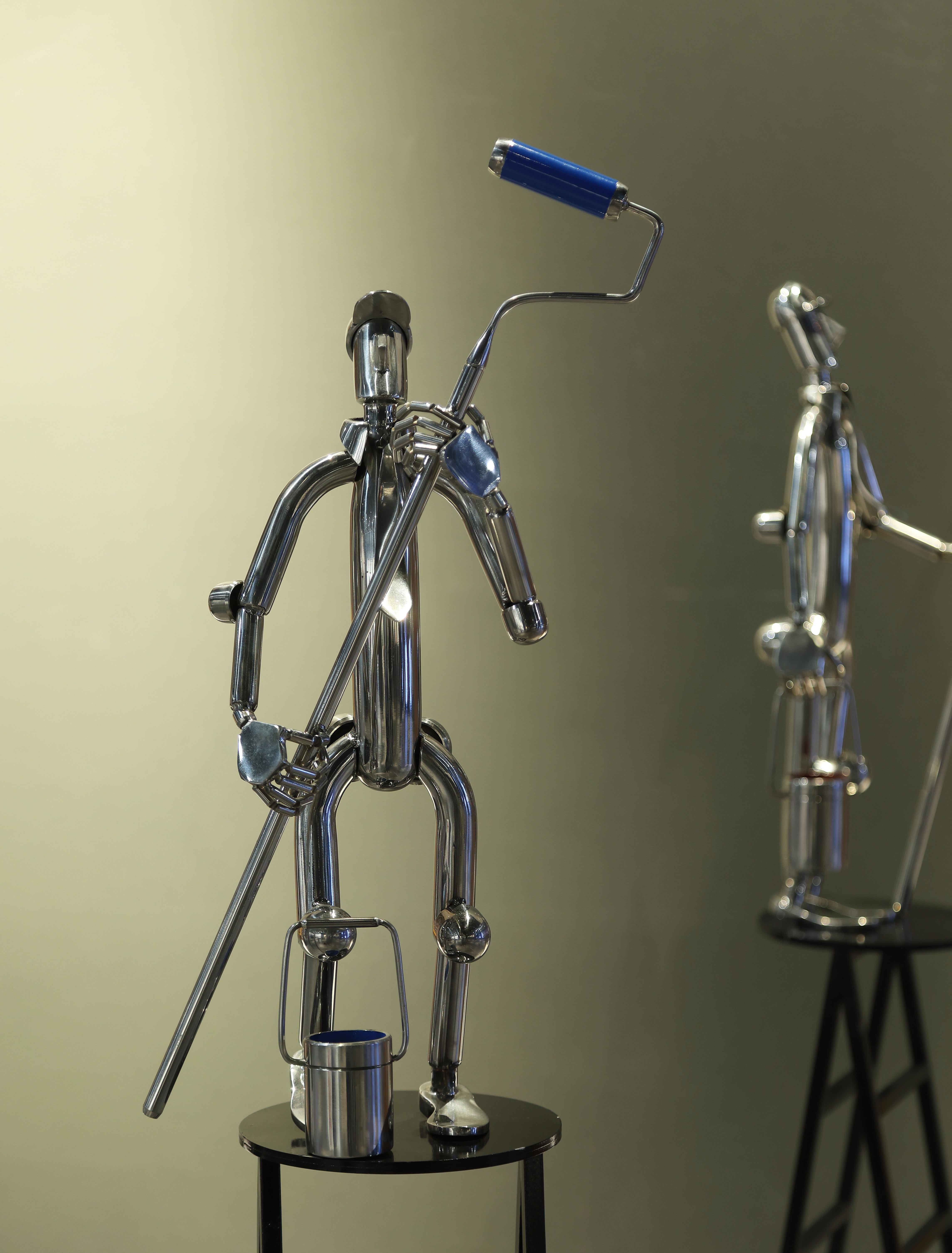 Businessman Blue - Sculpture by Jung Kuk Taek