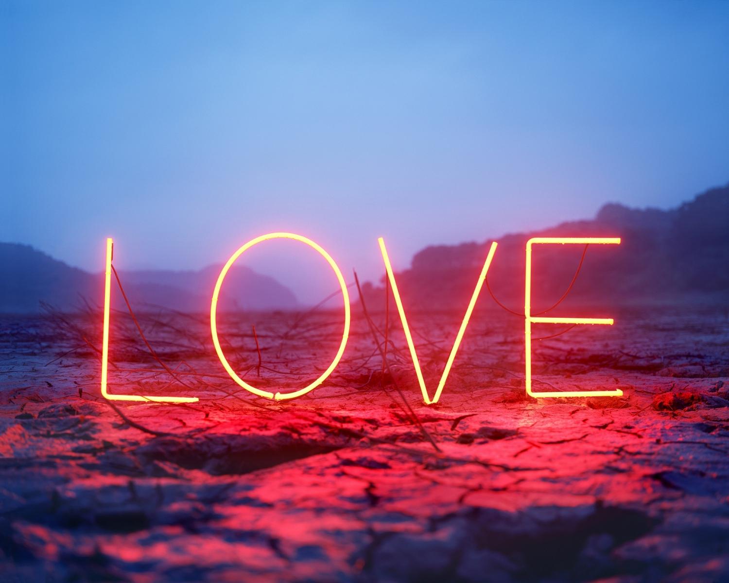 LOVE #1 – Jung Lee, Neon, Text, Installation, Symbol, Art, Nature
