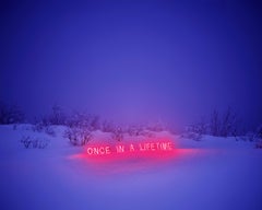 Once In A Lifetime – Jung Lee, Neon, Text, Installation, Symbole, Nature