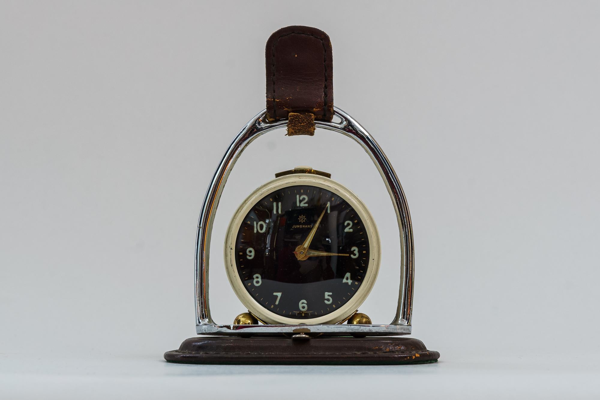 Junghans alarm clock, circa 1960s
Original condition.