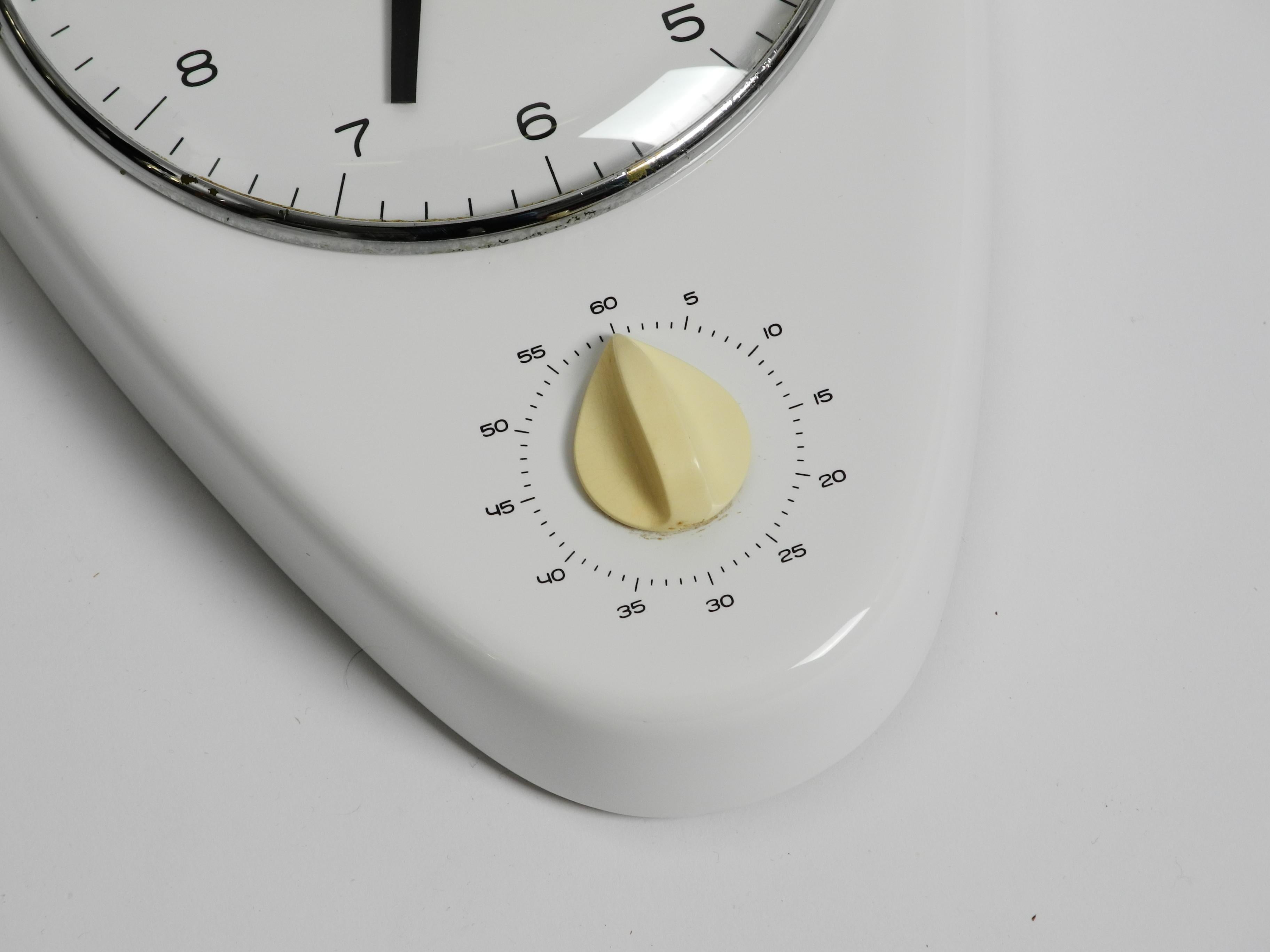 Junghans Kitchen Wall Clock by Max Bill White, Germany, 1960s In Good Condition In München, BY