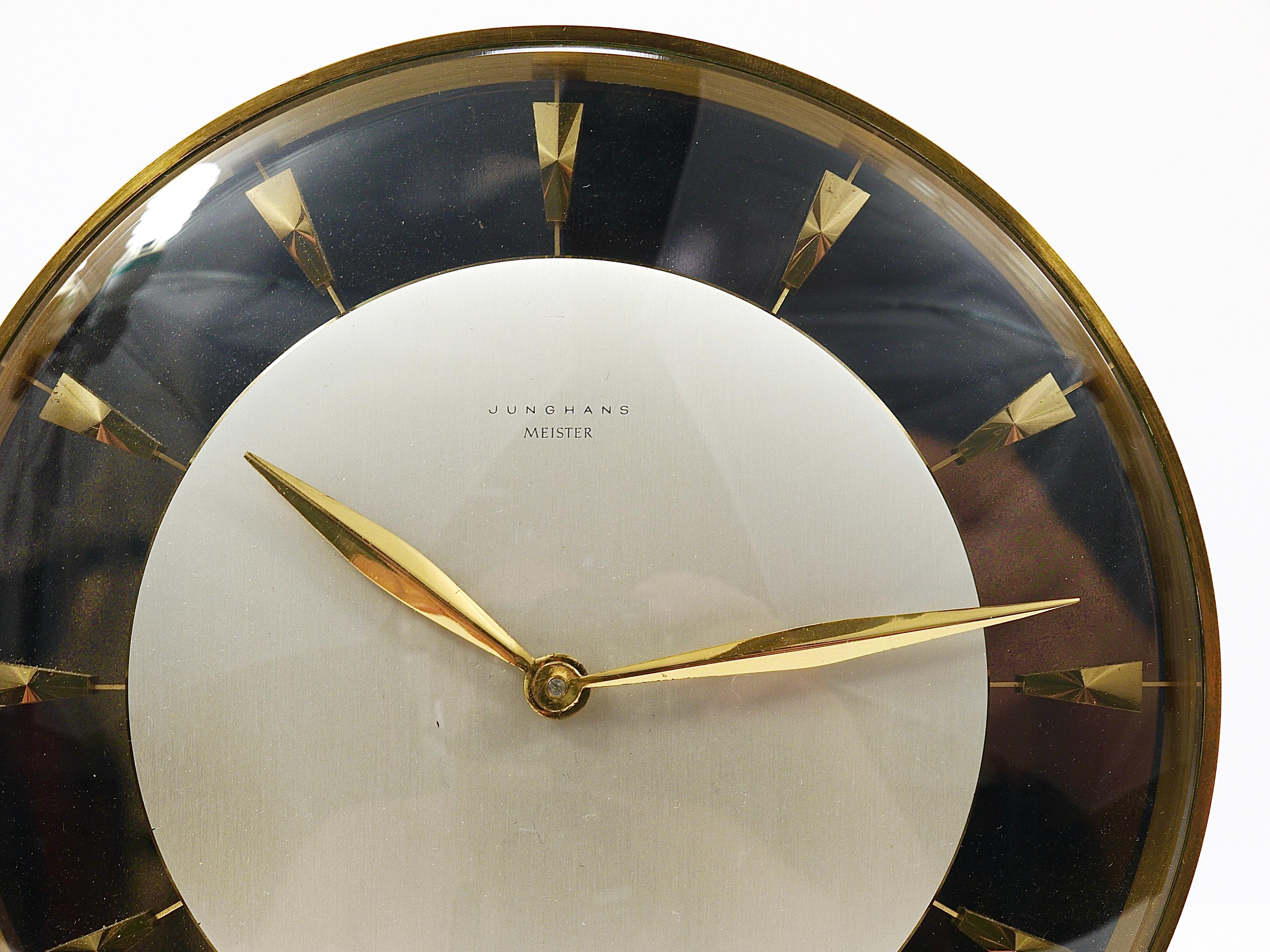 Junghans Meister Mid-Century Brass Table or Desk Clock, Germany, 1950s In Good Condition In Vienna, AT