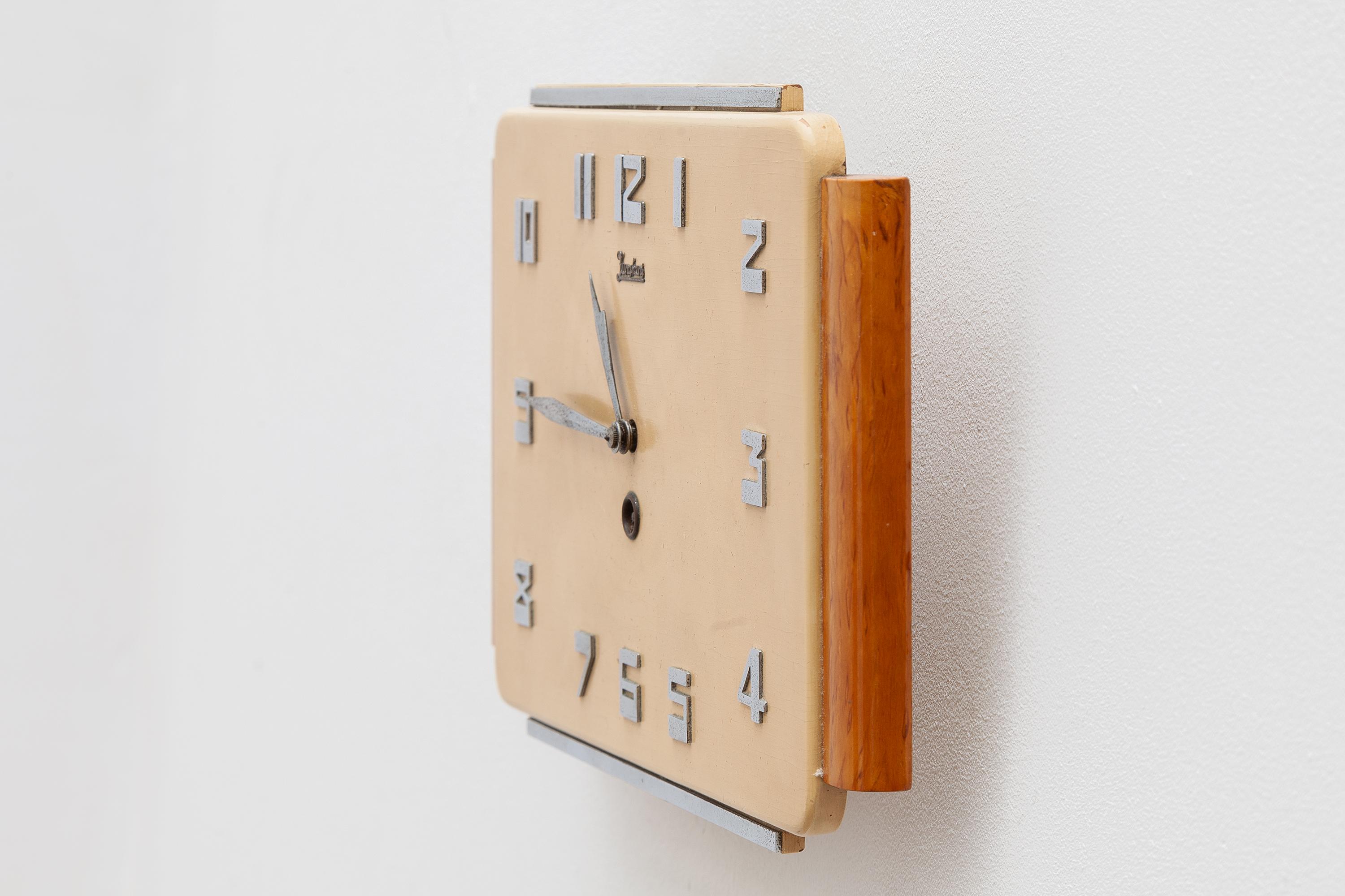 Junghaus Wall Clock Art Deco, Germany In Good Condition In Antwerp, BE