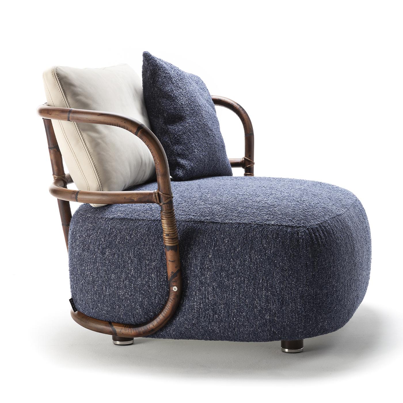 XXI secolo e contemporaneo Jungle Large Low Blue Outdoor Armchair by Massimo Castagna in vendita