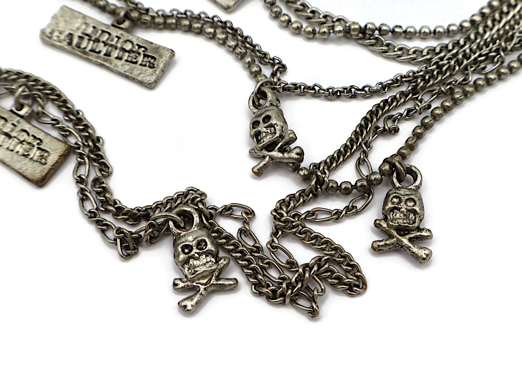 JEAN PAUL GAULTIER JUNIOR (Attribuito a) Collana con Charm Multi Catena in tono argento in vendita 10