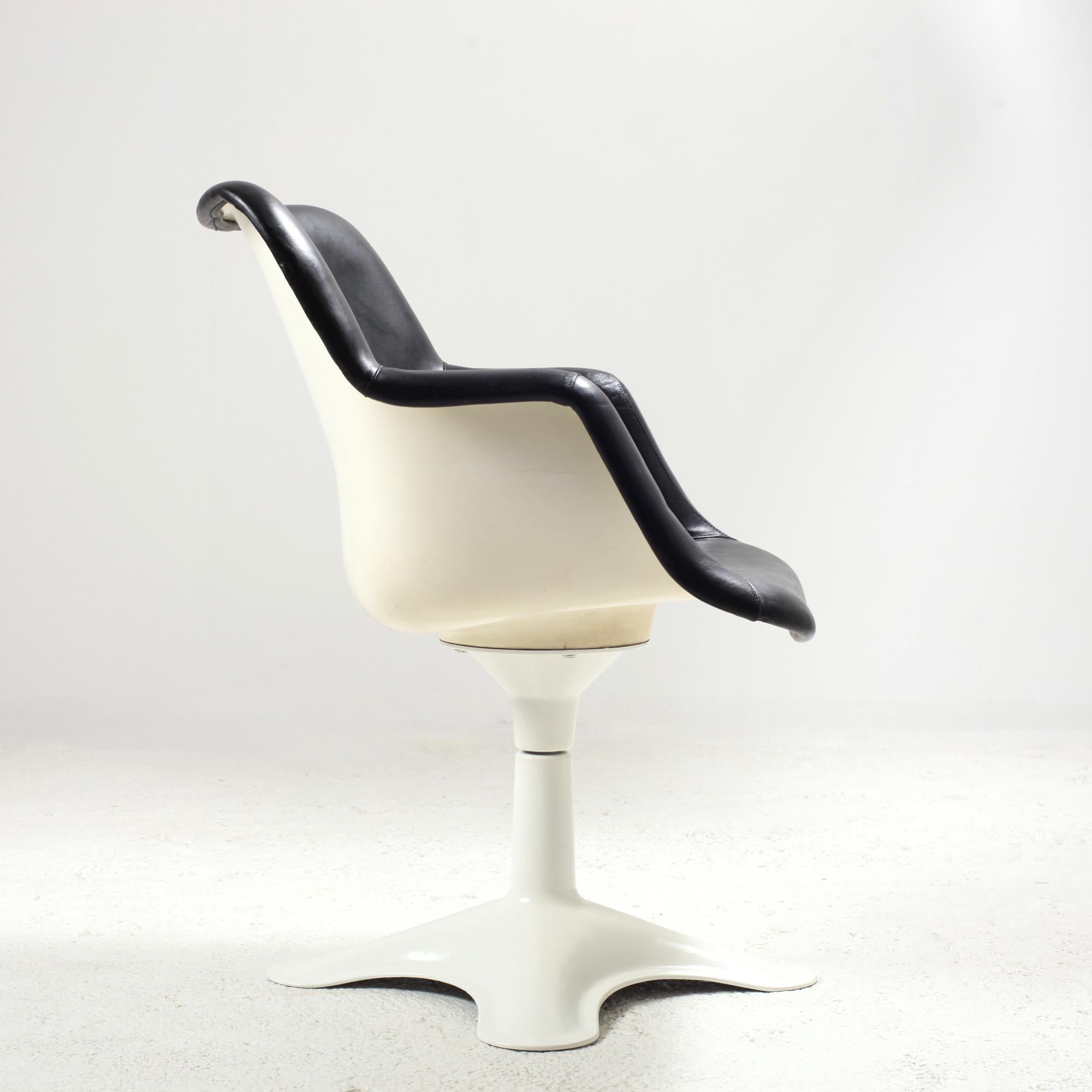 Junior-Drehstuhl von Yrjö Kukkapuro für Haimi, Finnland, 1960er Jahre (Metall) im Angebot
