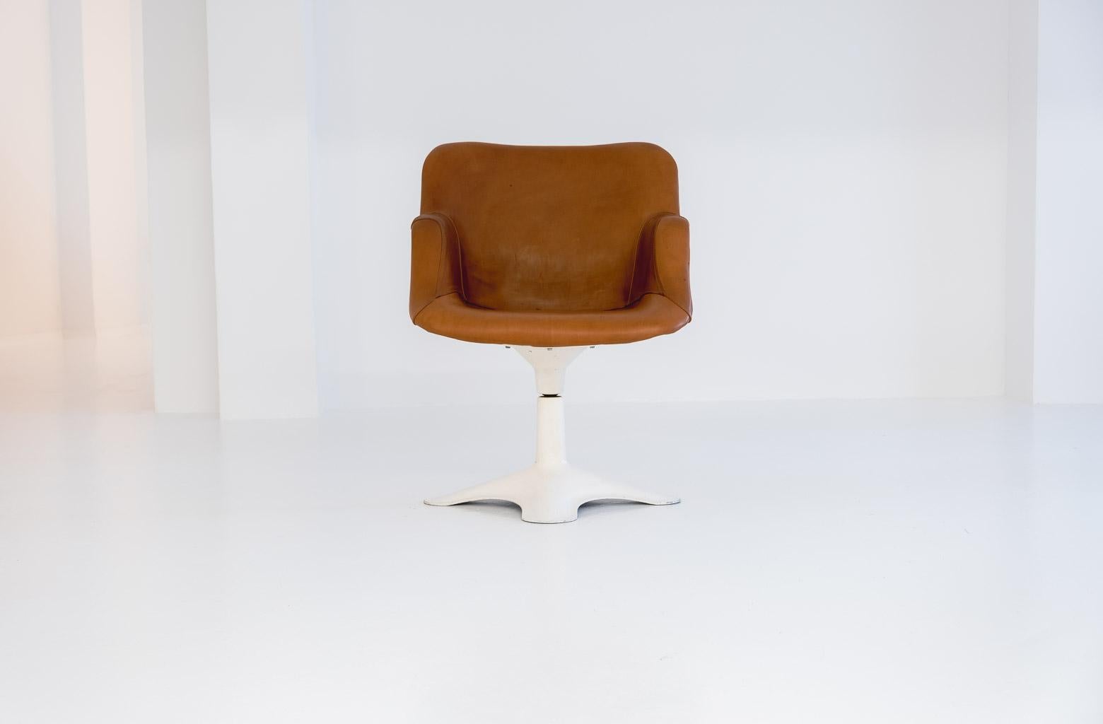 Mid-Century Modern Junior Swivel Chair by Yrjö Kukkapuro for Haimi, Finnland, 1966 For Sale