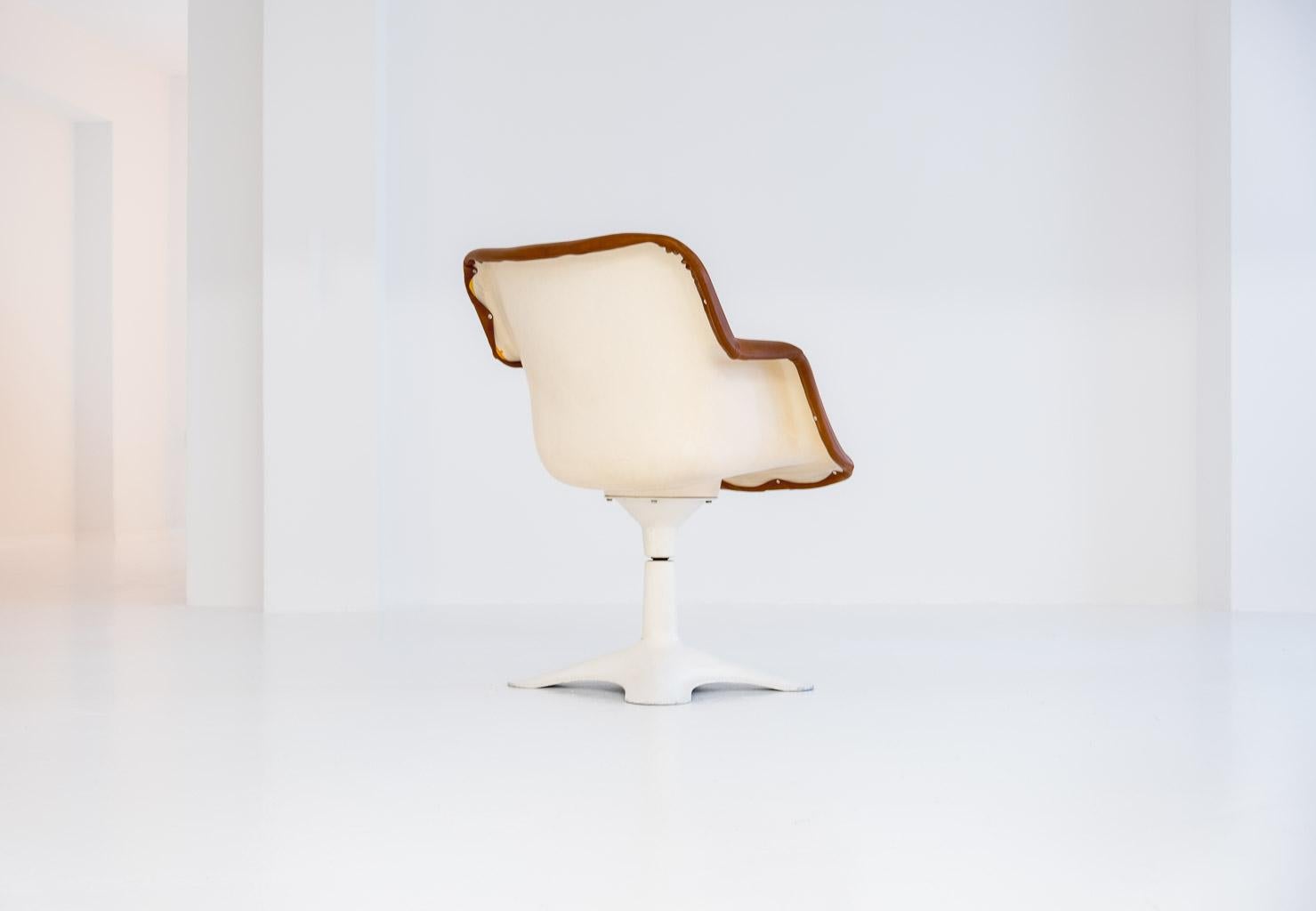 Junior Swivel Chair by Yrjö Kukkapuro for Haimi, Finnland, 1966 For Sale 1