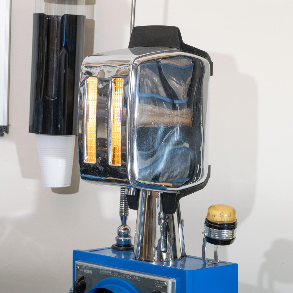 Métal Sculpture robot Junkyard de Steve Heller en vente