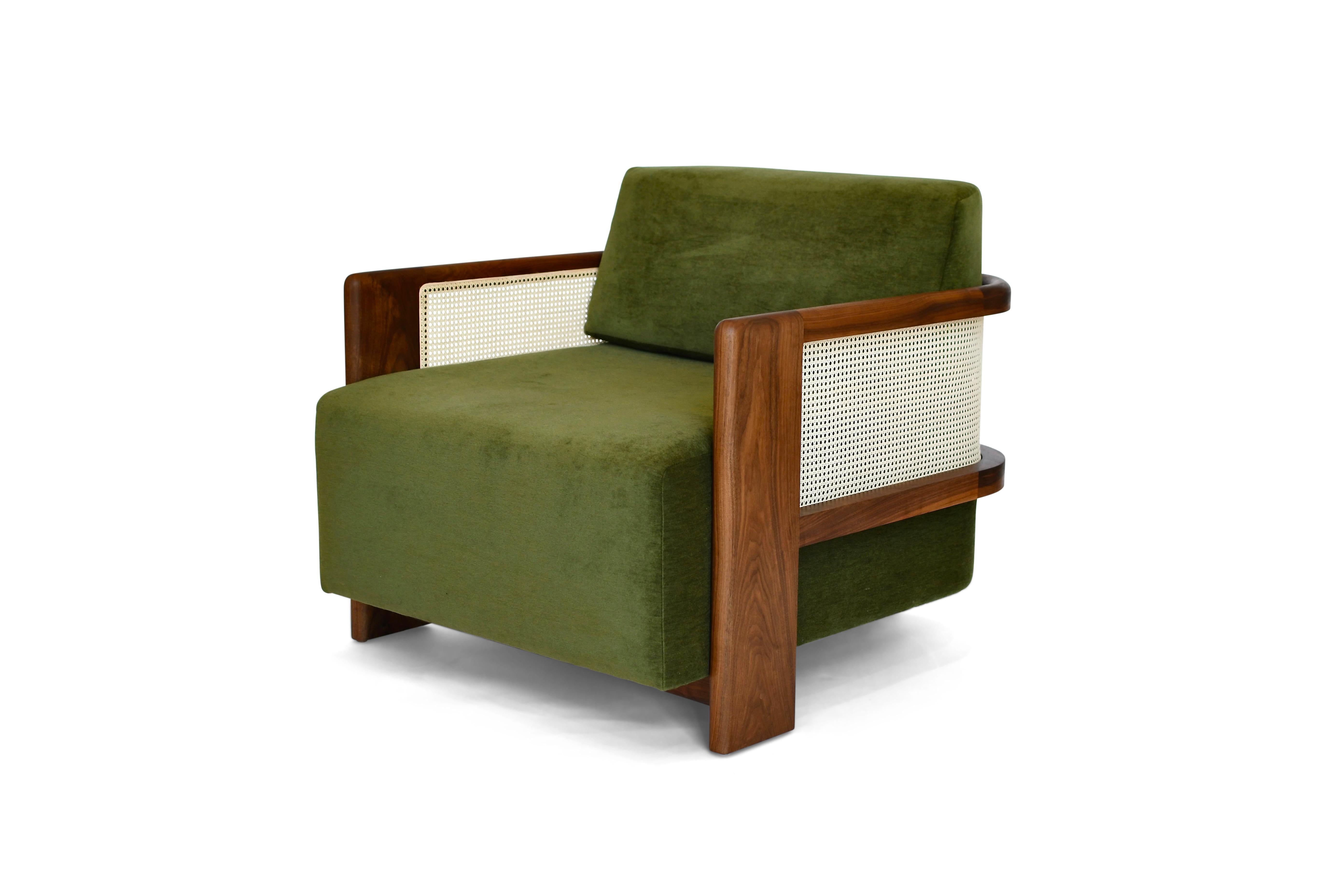 Contemporary Juno Lounge Chair For Sale