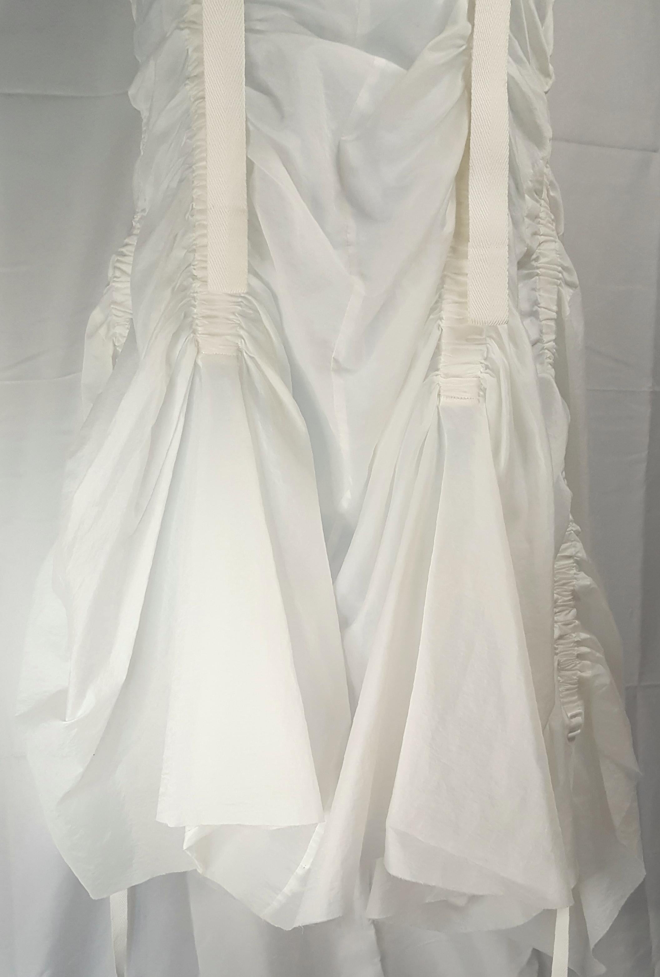 CommeDesGarcons 2003 RunwayLook1 Ruched Parachute Convertible White Dress Gown For Sale 1
