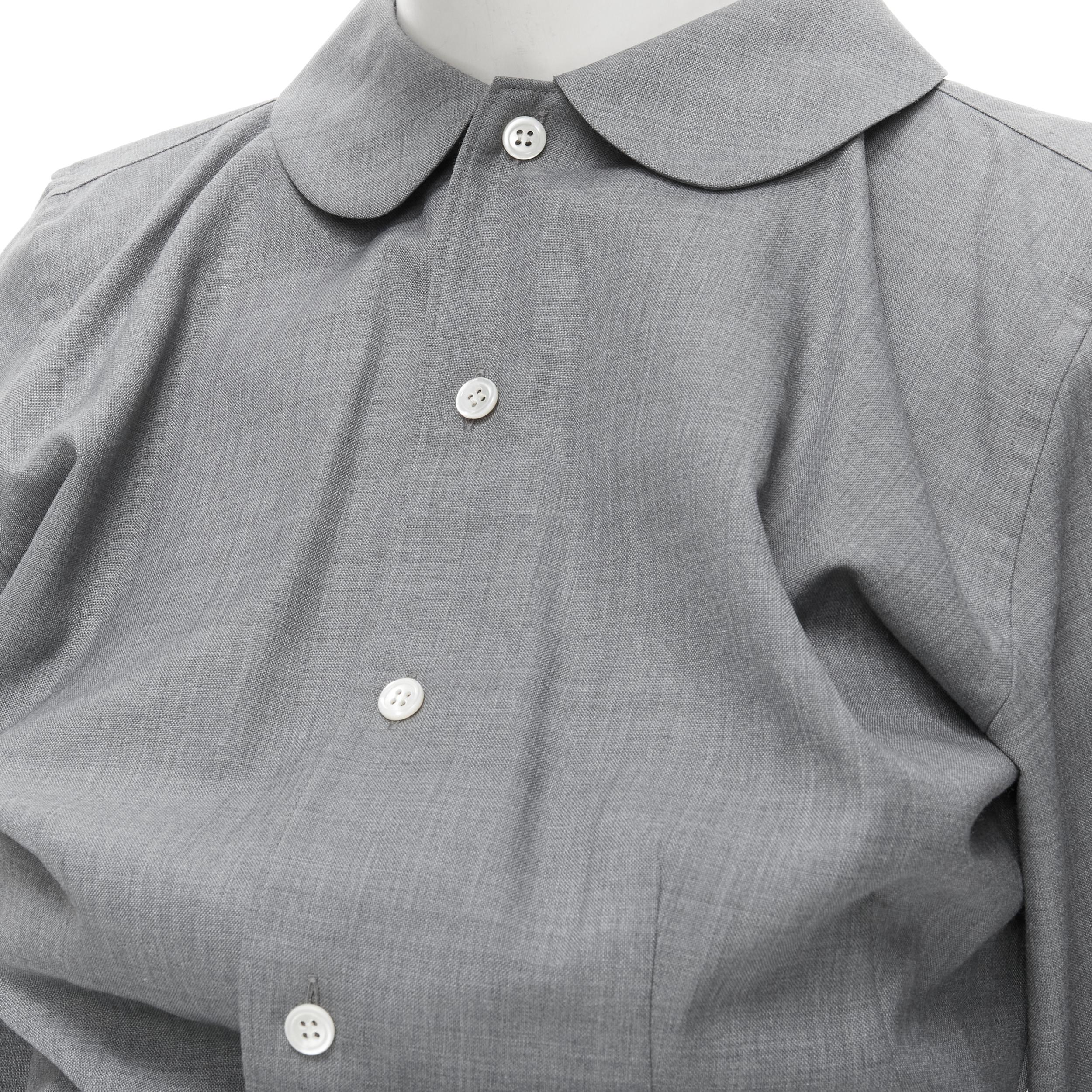 Junya Watanabe 1998 Body Structure, camicia in lana grigia con arricciatura in vita 2