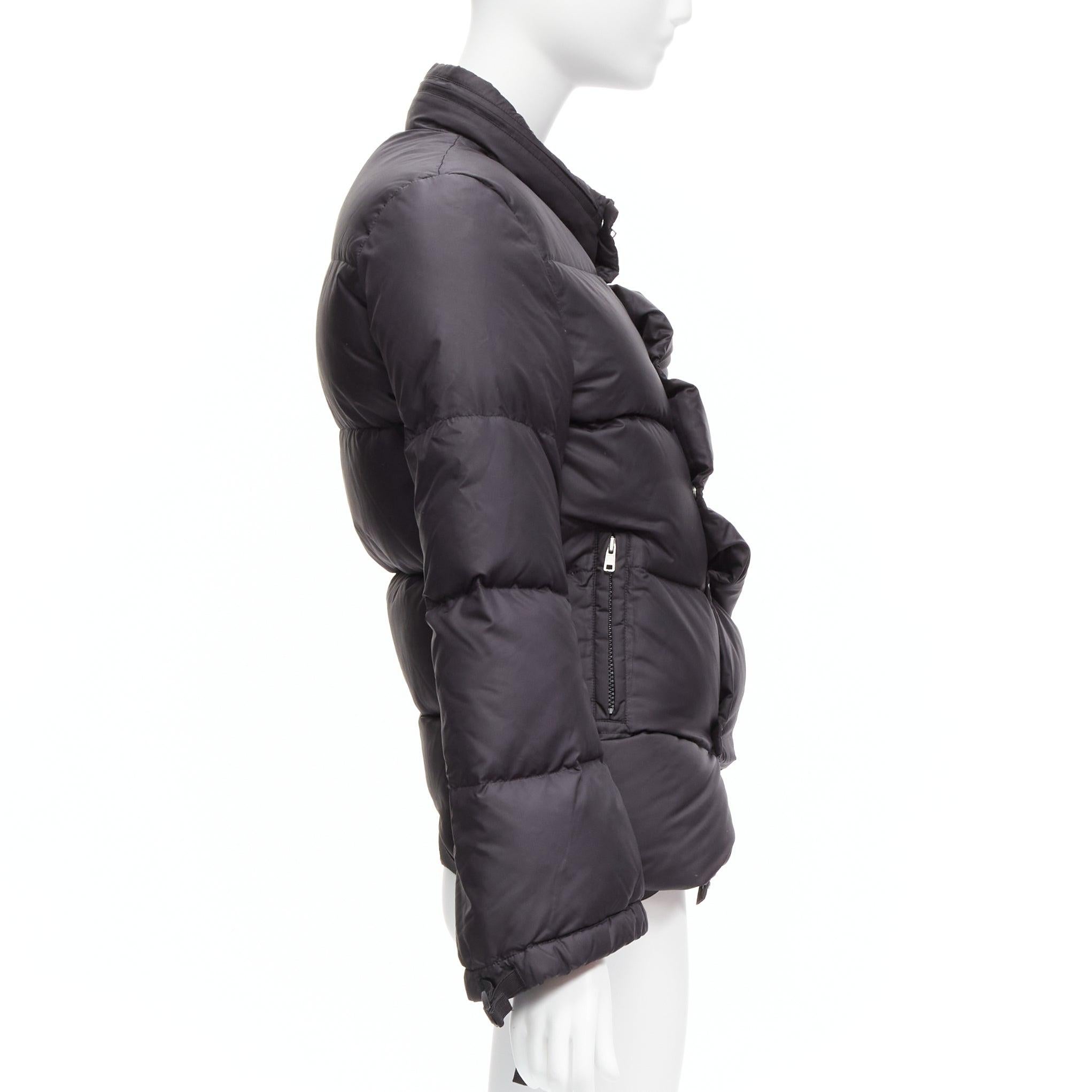 Donna Junya Watanabe 2007 giacca asimmetrica in piuma d'oca grigio grafite in vendita