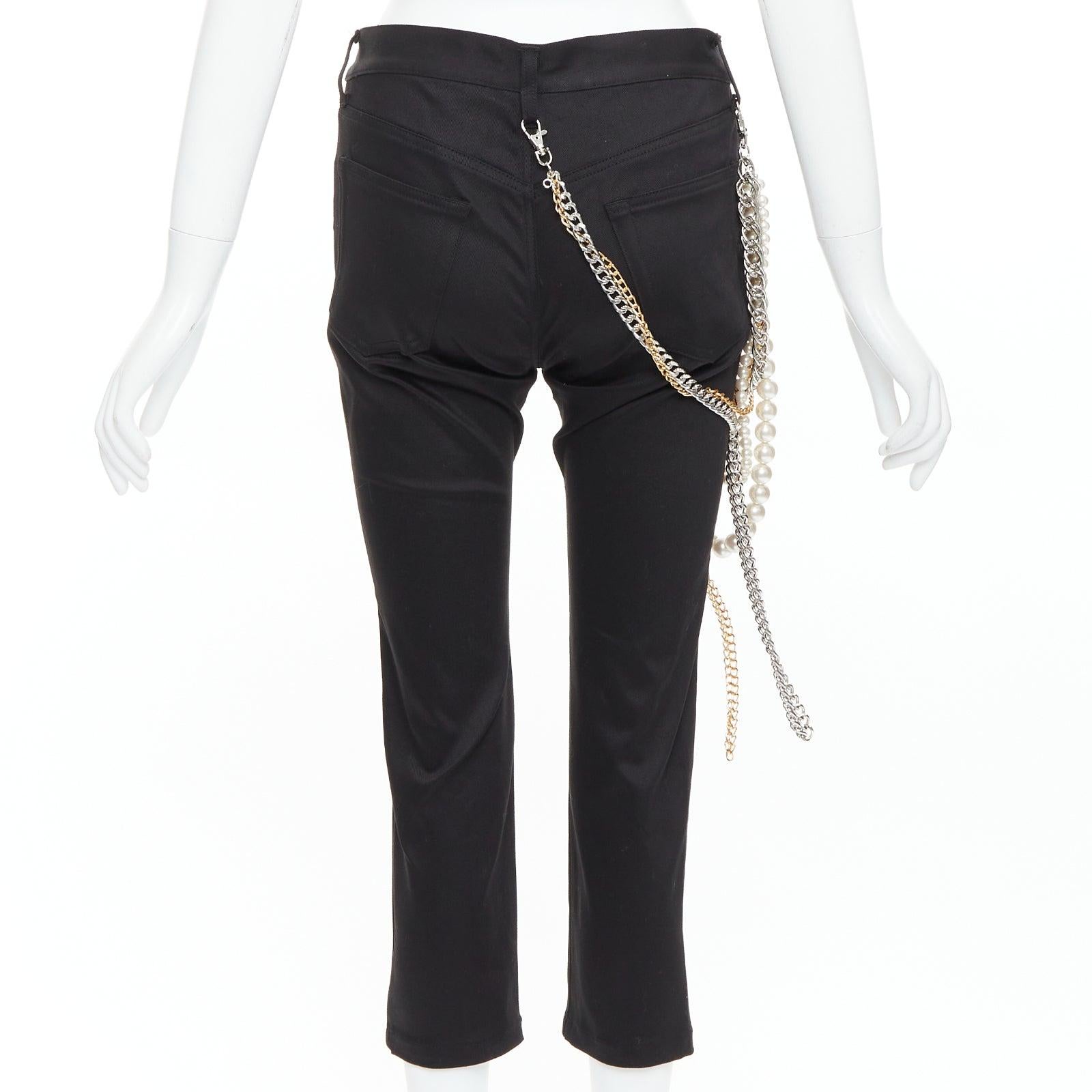 JUNYA WATANABE 2022 Punkhose in Schwarz mit mehrperlenbesetzter Kette und Cropped S im Angebot 1