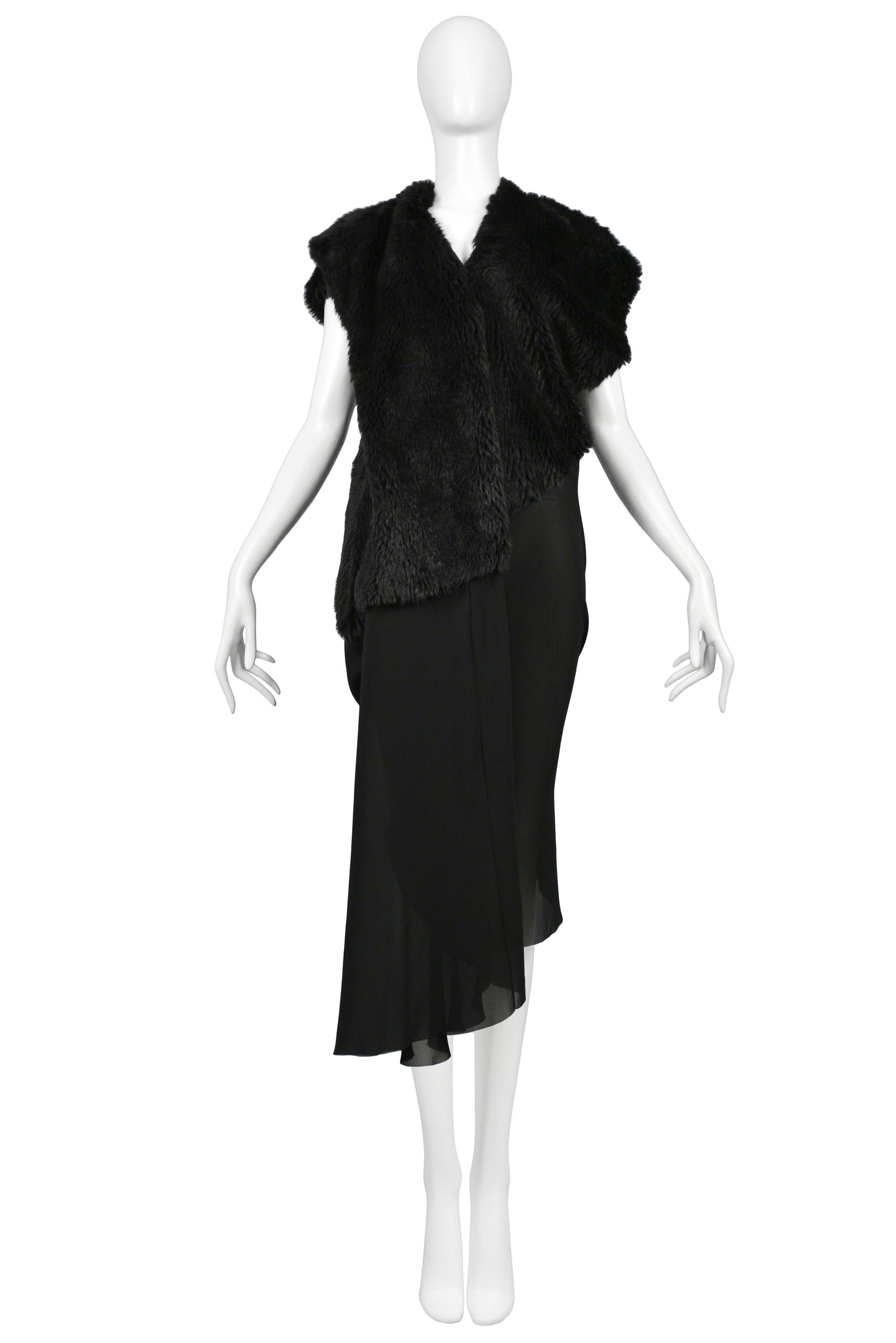 Noir Junya Watanabe - Robe drapée noire avec fausse fourrure en vente