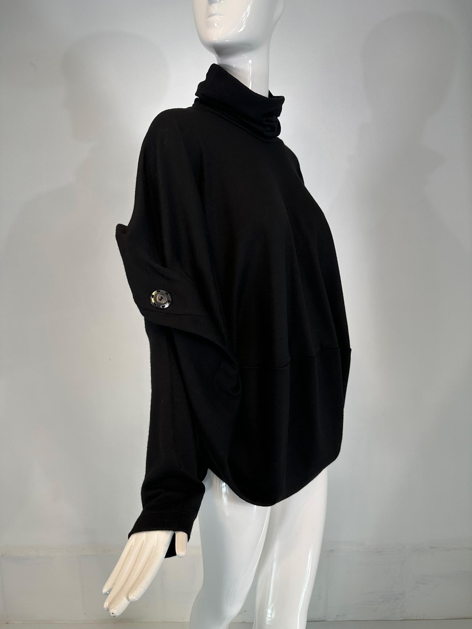 Junya Watanabe Comme des Garcons Schwarz Wolle Turtle Neck Big Snap Pullover Groß im Zustand „Gut“ im Angebot in West Palm Beach, FL