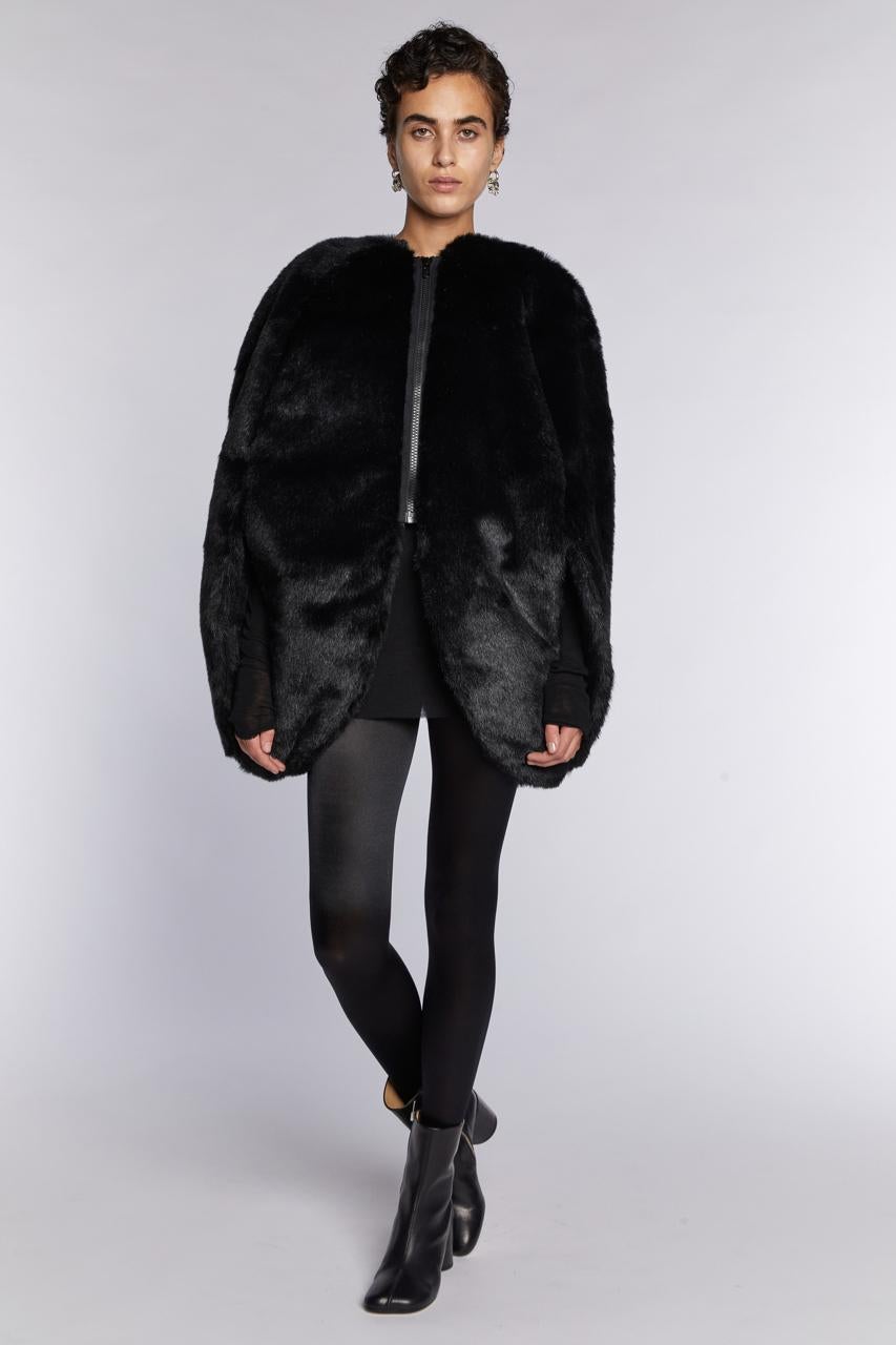Junya Watanabe Comme des Garçons Faux Fur Cape A/W 2017 In Excellent Condition In London, GB