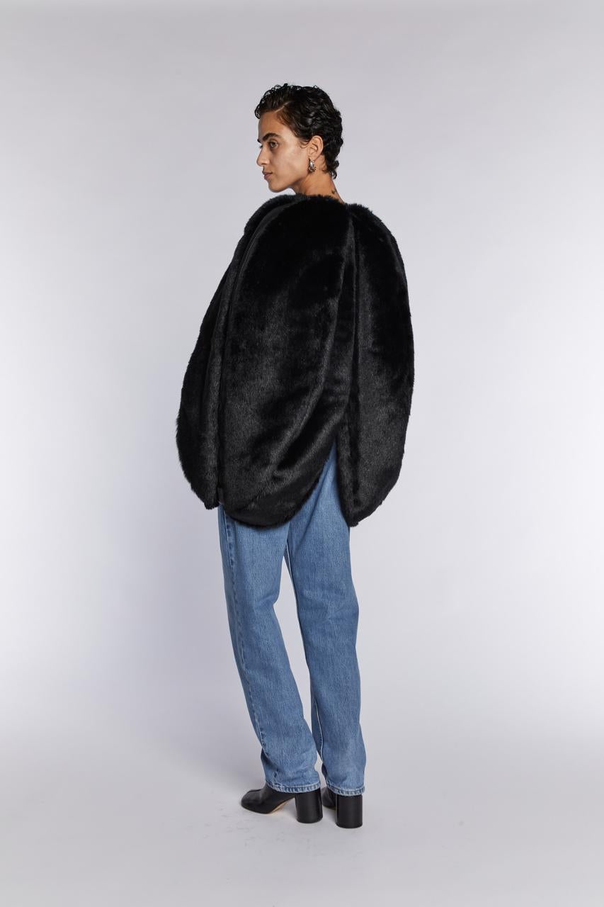 Junya Watanabe Comme des Garçons Faux Fur Cape A/W 2017 2