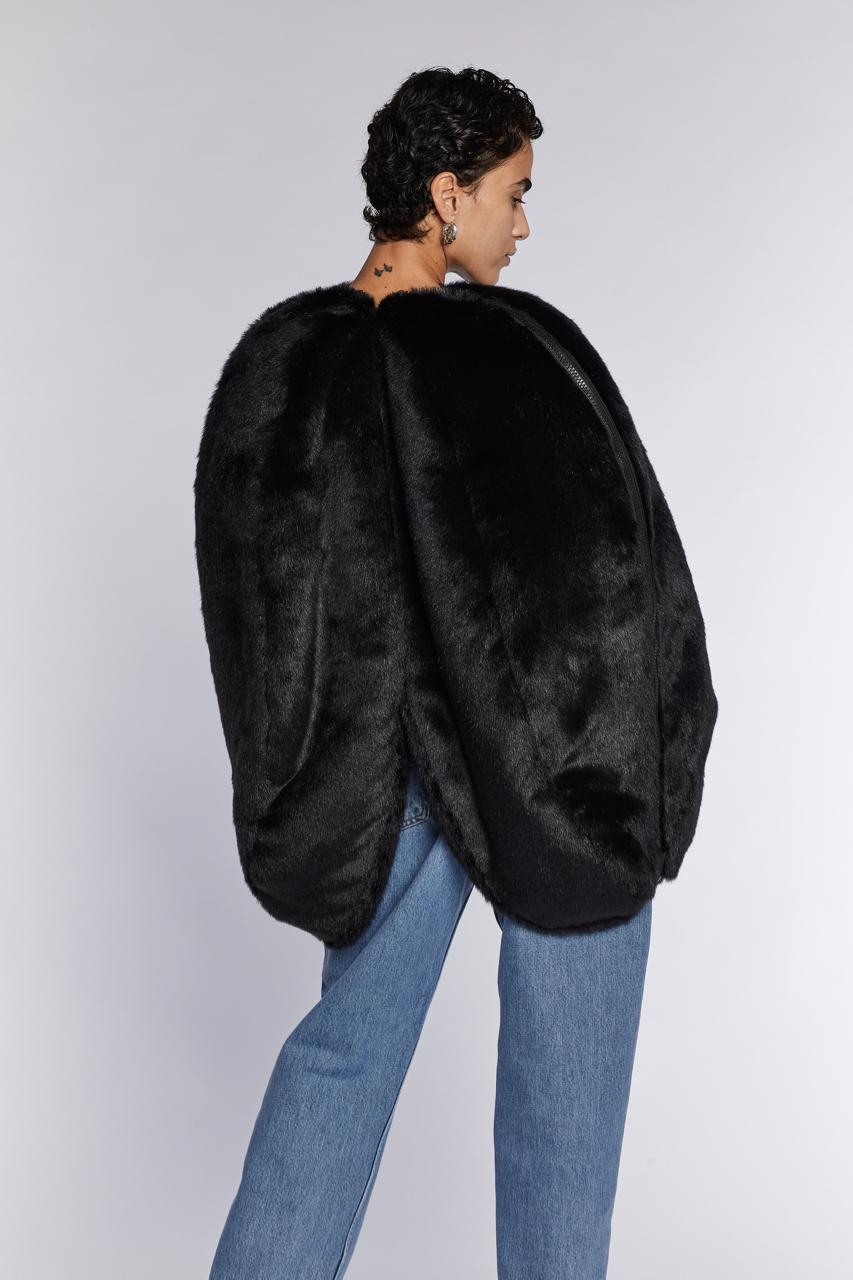 Junya Watanabe Comme des Garçons Faux Fur Cape A/W 2017 3