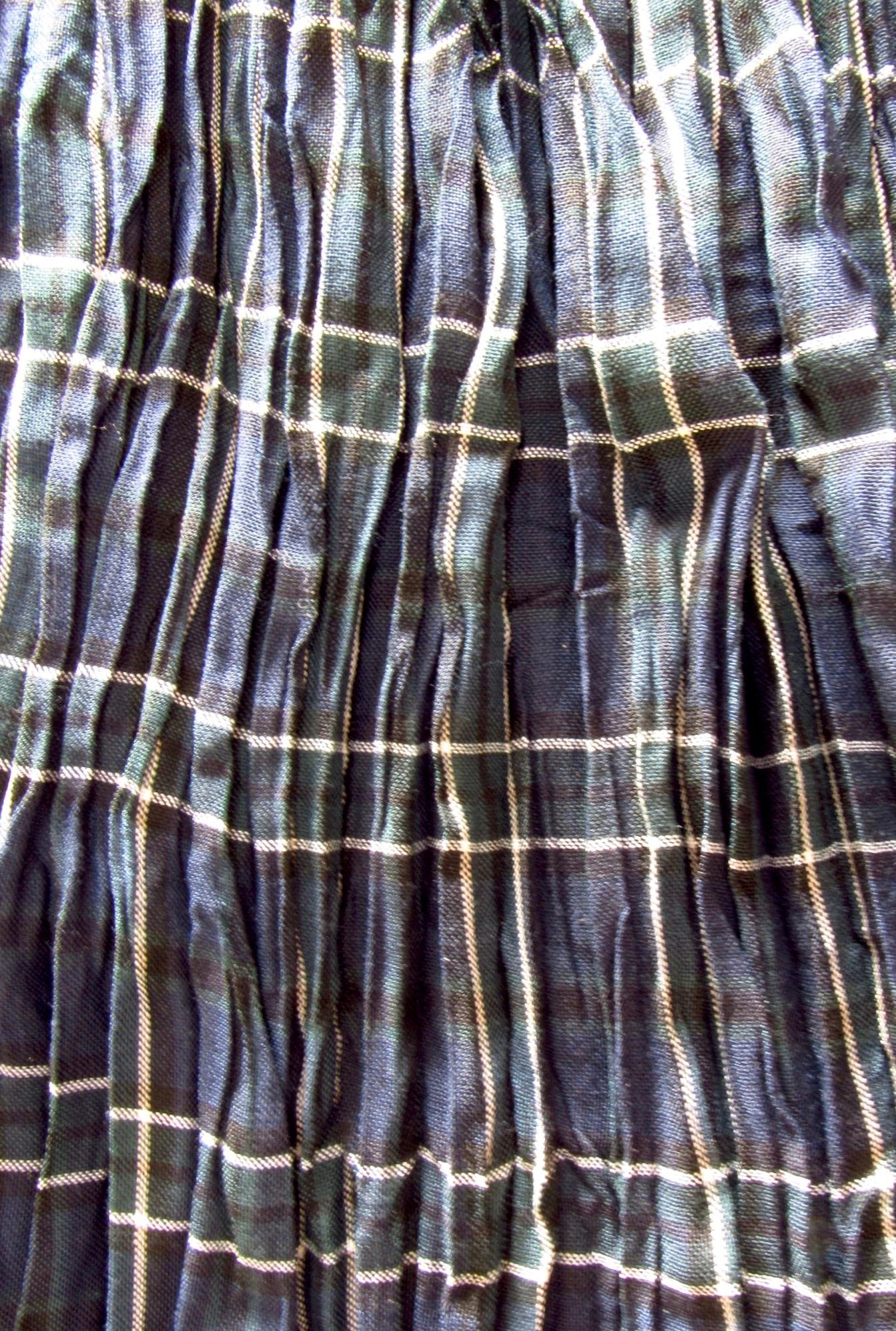 early 2000s plaid shorts