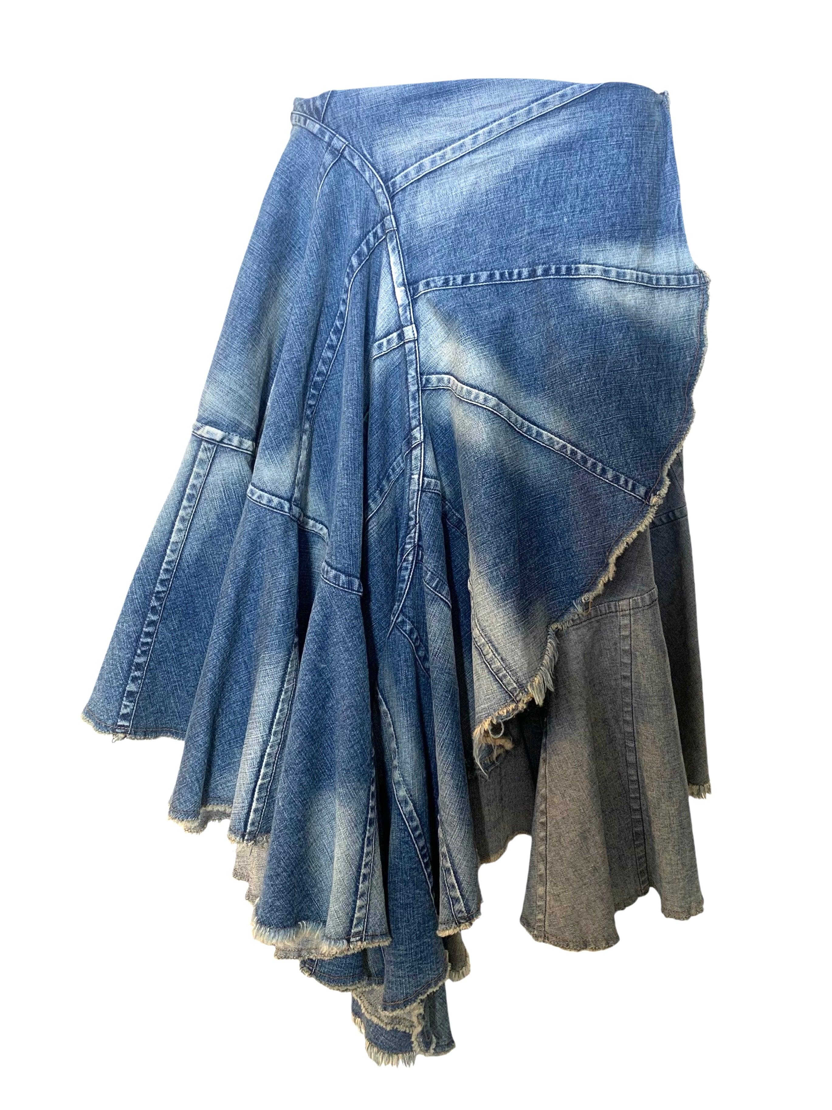 Junya Watanabe COMME des GARÇONS Gestufter Jeansrock mit Dekonstruktionsmuster, 2001 im Angebot