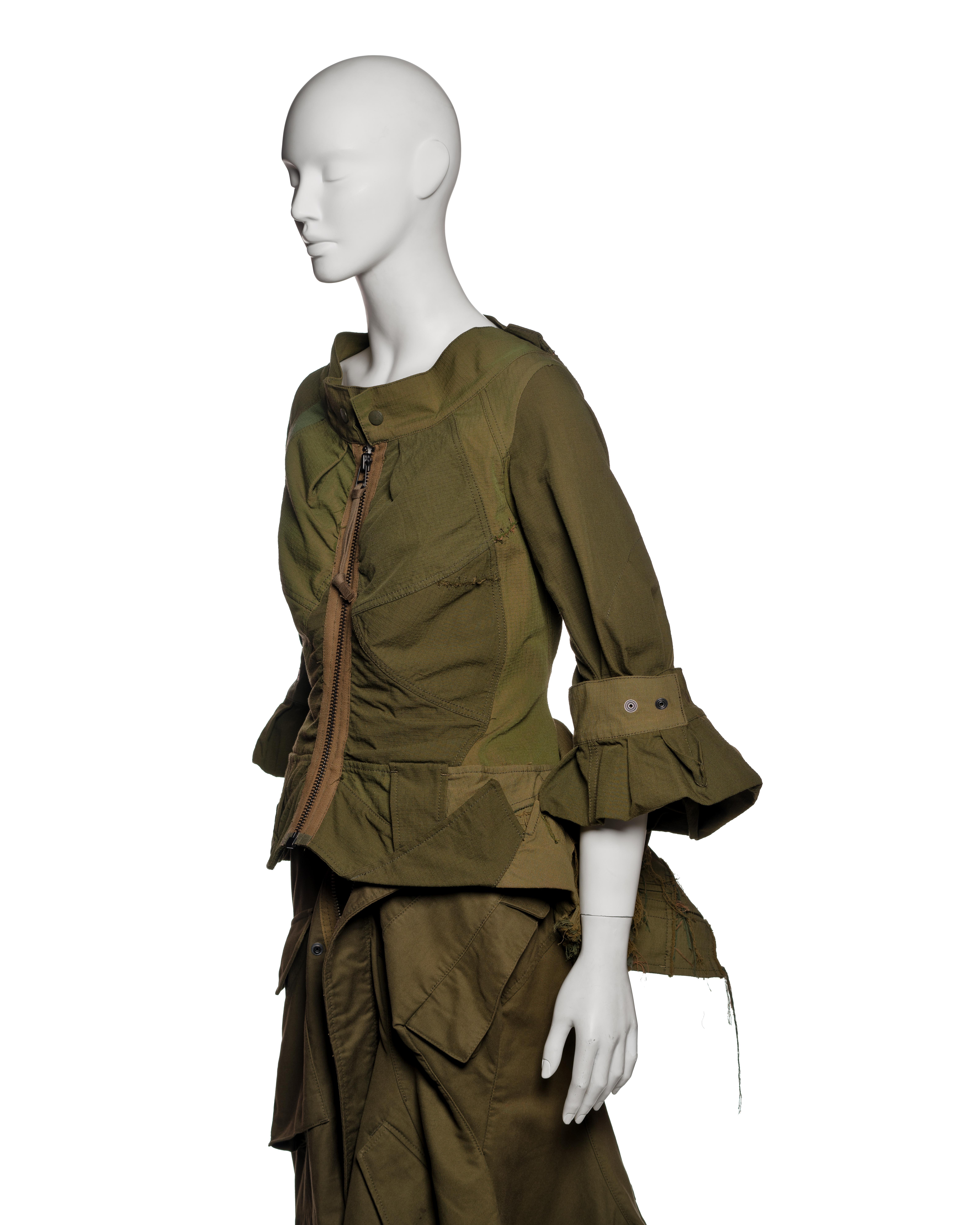 Giacca e gonna con peplo destrutturato di Junya Watanabe, AI 2006 in vendita 9