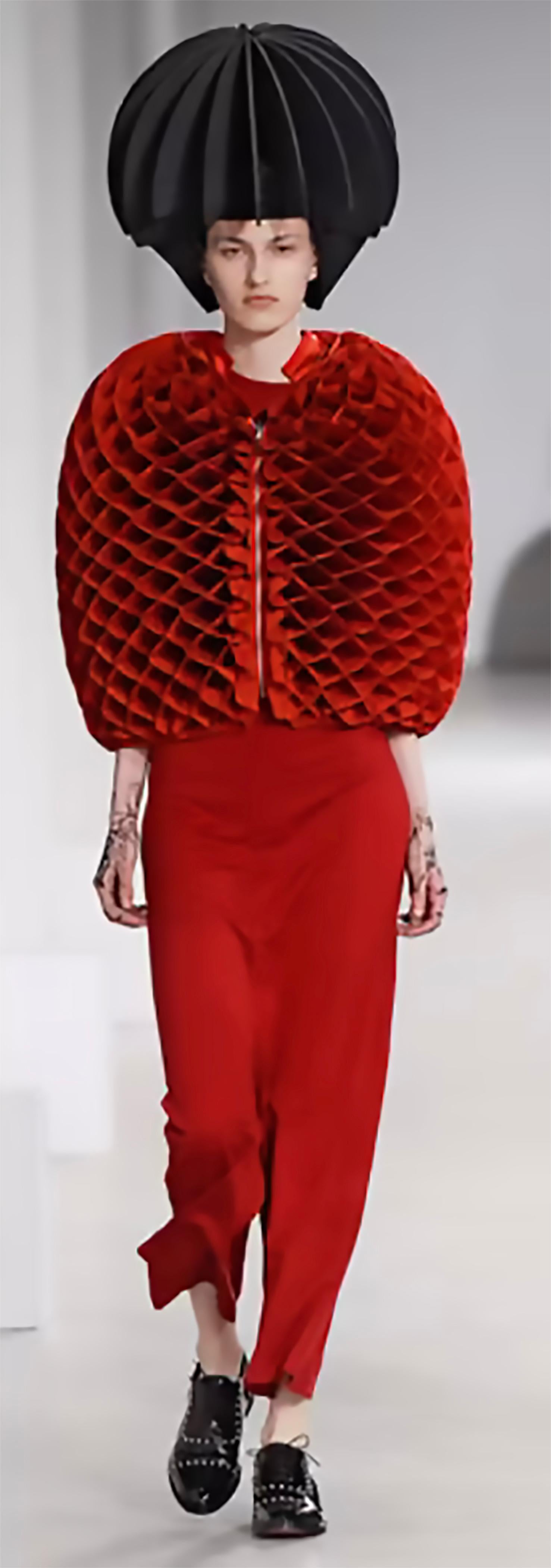 Junya Watanabe Red Wool Honeycomb Origami Transformable Cocoon Jacket – XS, 2015 For Sale 12