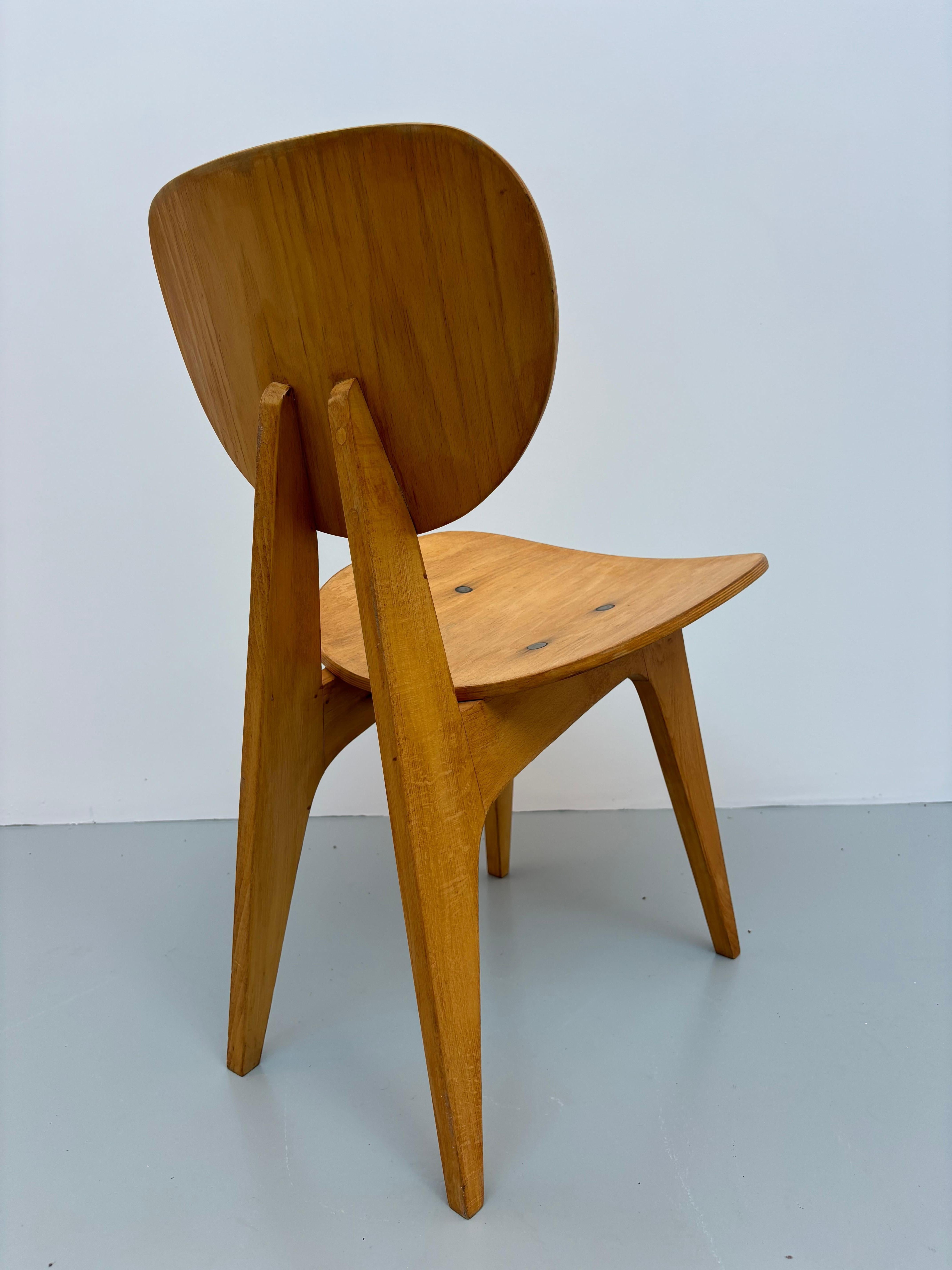 Junzo Sakakura Stuhl im Angebot 3