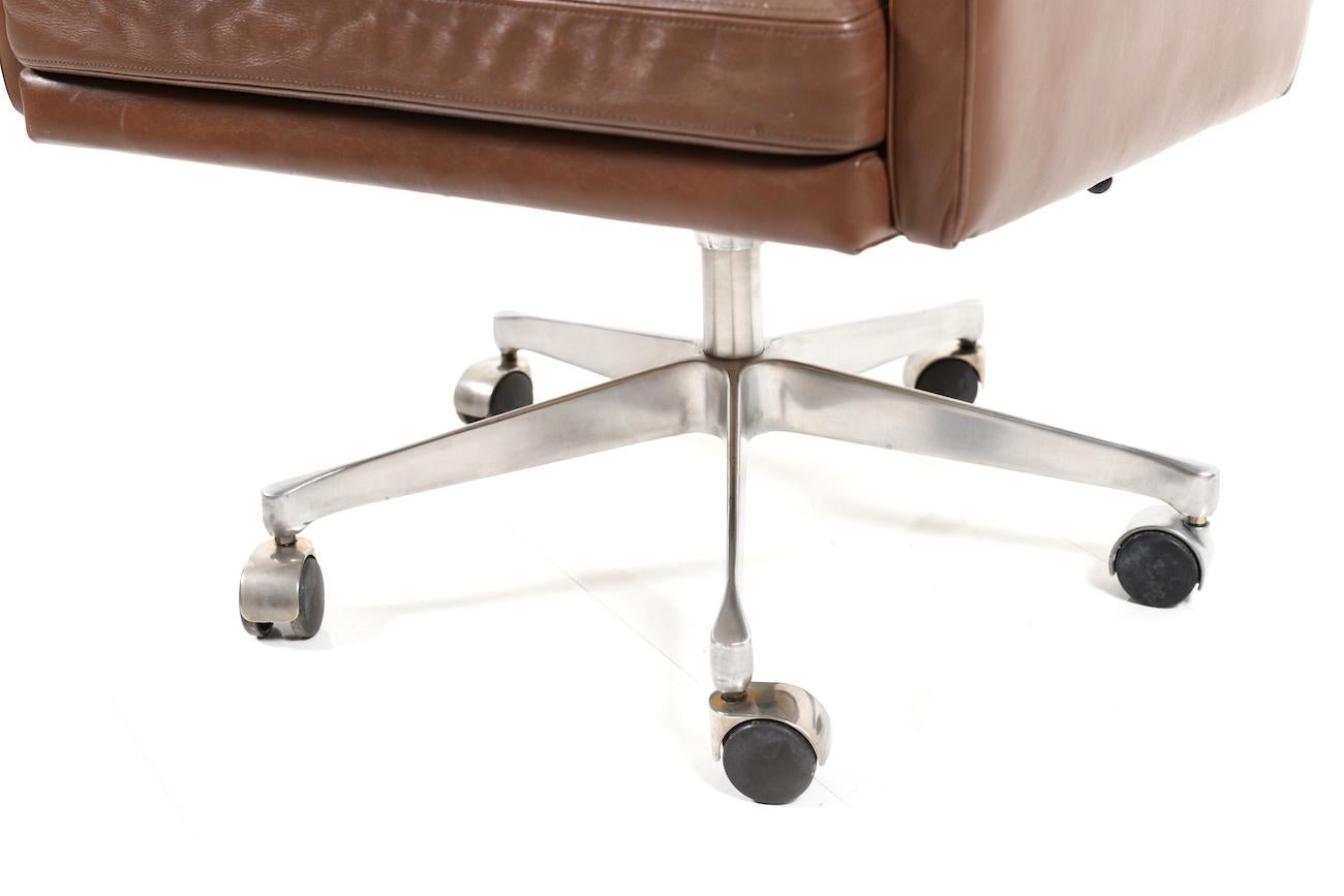 Jupiter Desk Chair by C.W.F. France for CADO In Good Condition In Handewitt, DE