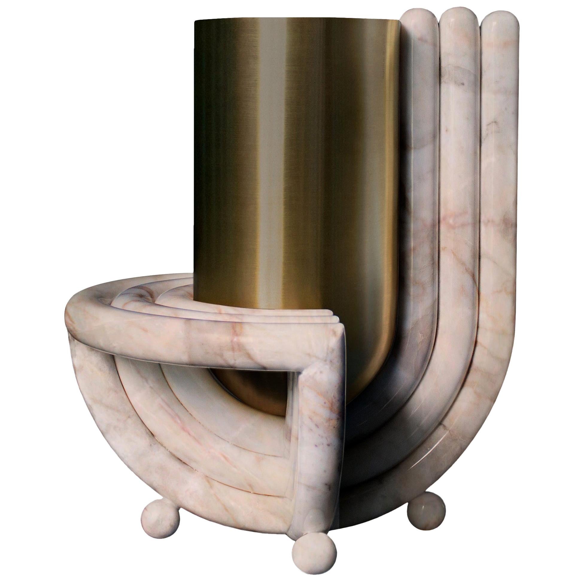 Jupiter-Vase, Rosa, Marmor und gebürstetes Messing, von Bohinc Studio im Angebot