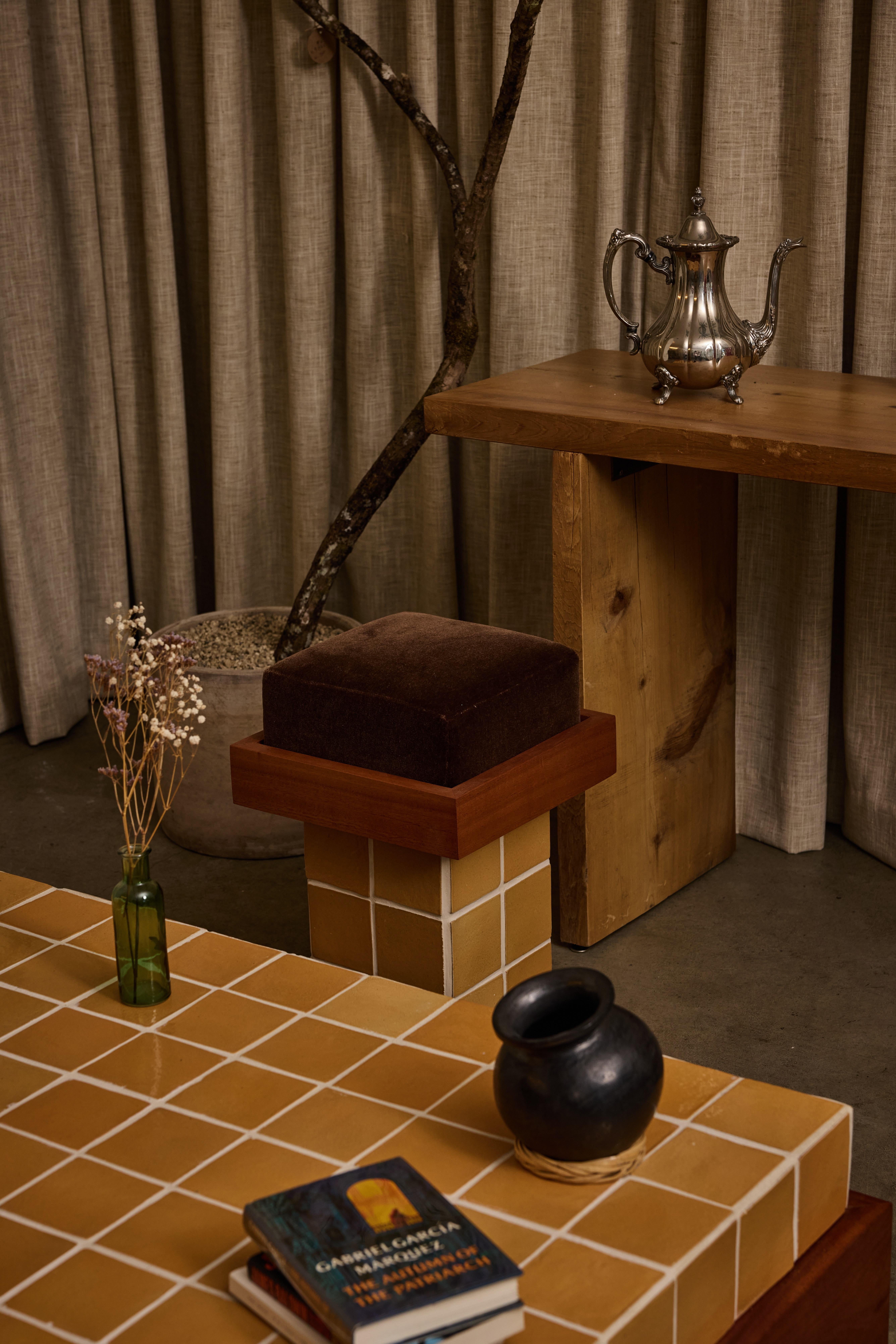 Table basse Jura par Ah Um Design Studio en vente 1
