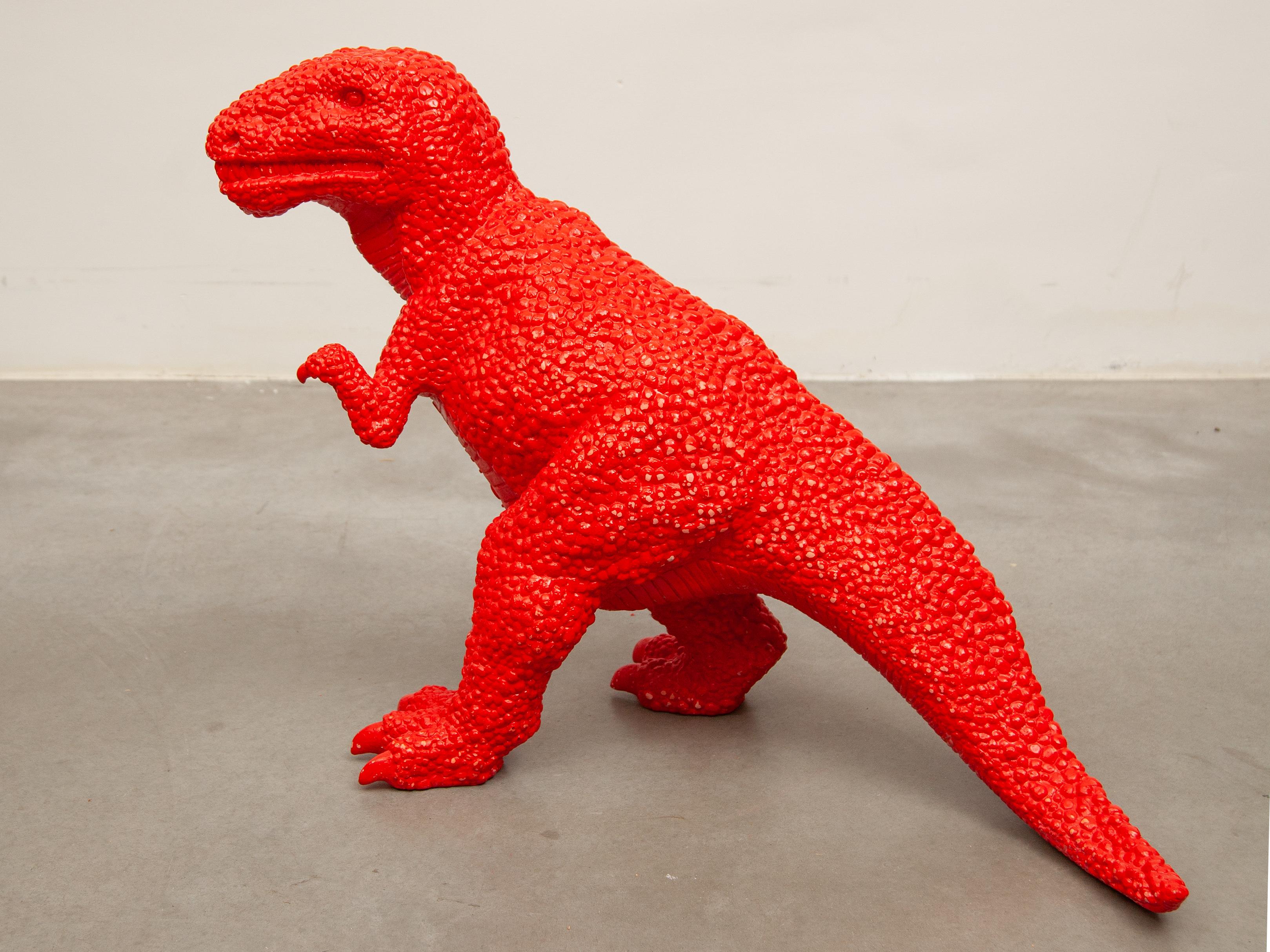 Die Jurassic Age-Serie Roter Dinosaurier entworfen von Sui Jianguo Nr. 429/1000 Hergestellt in China (21. Jahrhundert und zeitgenössisch) im Angebot