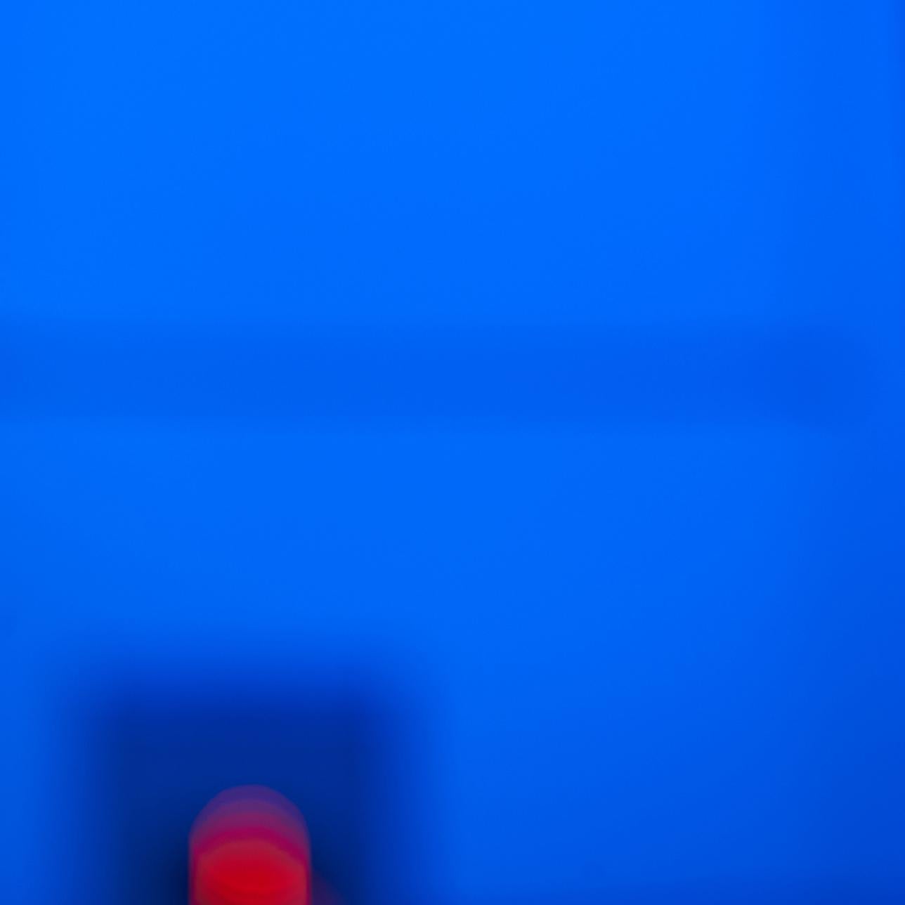 Sin título, 8AJ_3061 (Fotografía abstracta) - Abstract Photograph Azul de Jurek Wajdowicz