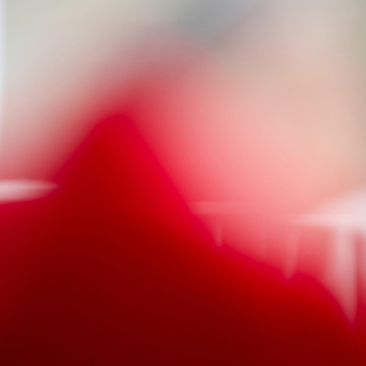 Sin título, A81_5597 (Fotografía abstracta) - Abstract Photograph Rojo de Jurek Wajdowicz