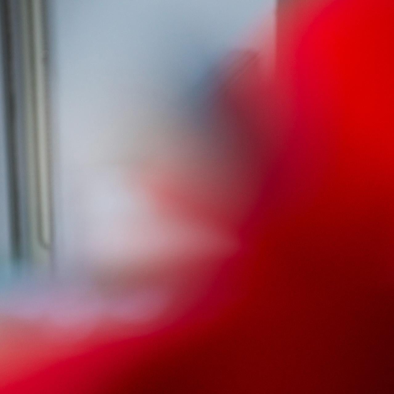 Sin título, A81_5691 (Fotografía abstracta) - Abstract Photograph Rojo de Jurek Wajdowicz