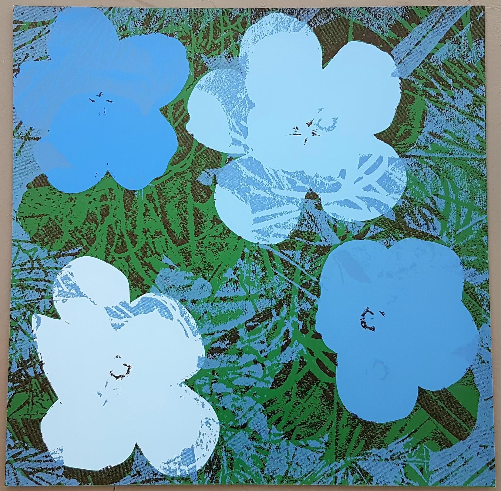 Blumen (Blaue Farbtöne – Pop-Art)  – Print von Jurgen Kuhl 