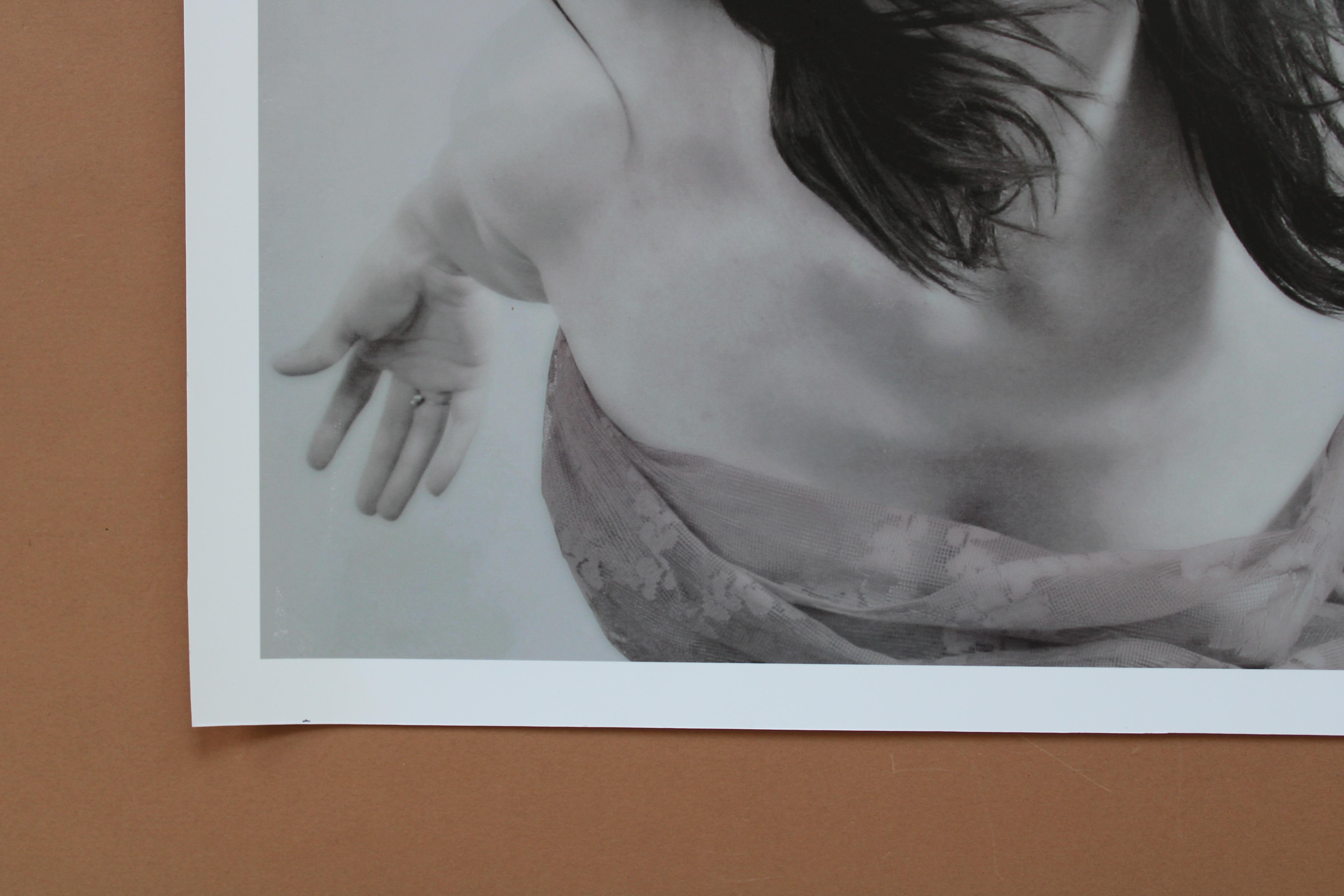 Flug. Fotografie, 30x48 cm (Grau), Nude Photograph, von Juris Abramenko