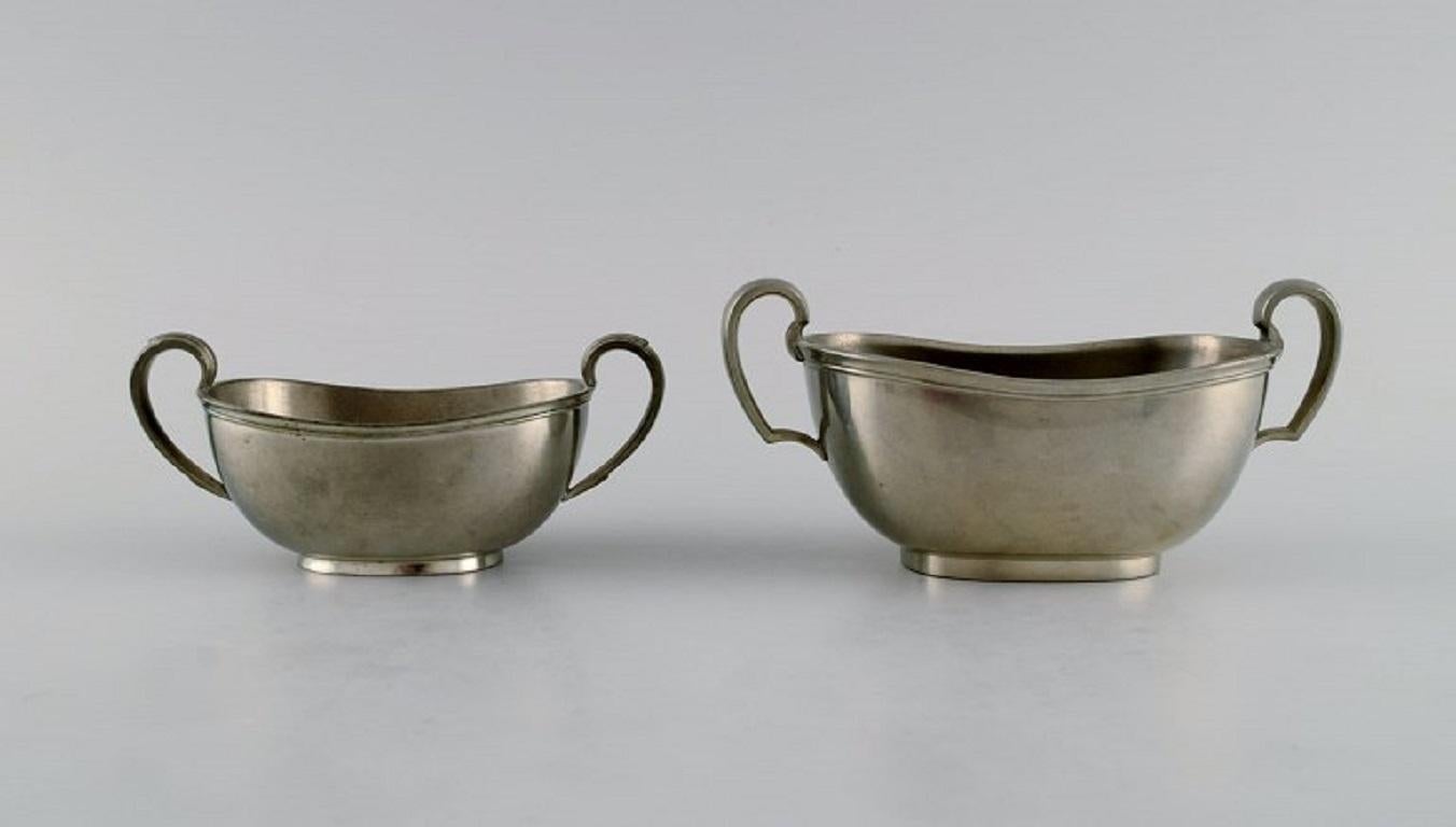 Just Andersen (1884-1943), Dänemark.  Zwei Art-Déco-Zuckerschalen aus Zinn und zwei Milchkännchen (Dänisch) im Angebot
