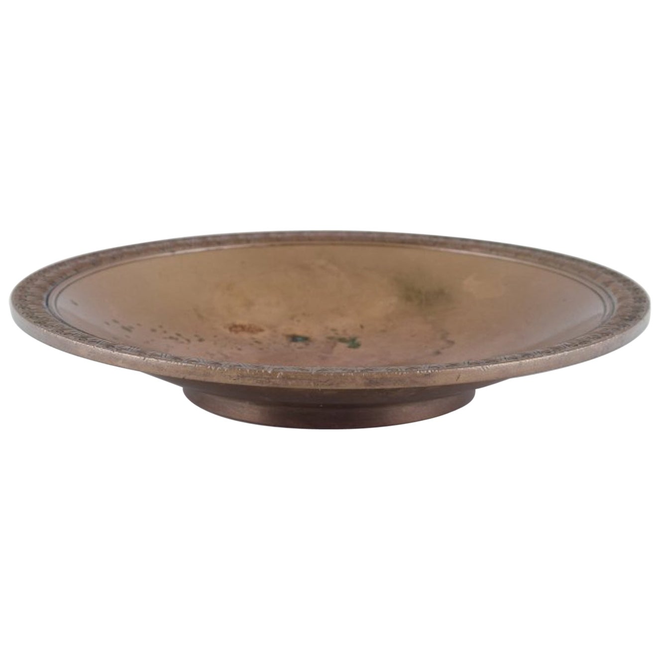 Just Andersen (1884-1943). Piccola ciotola in bronzo. Design classico.