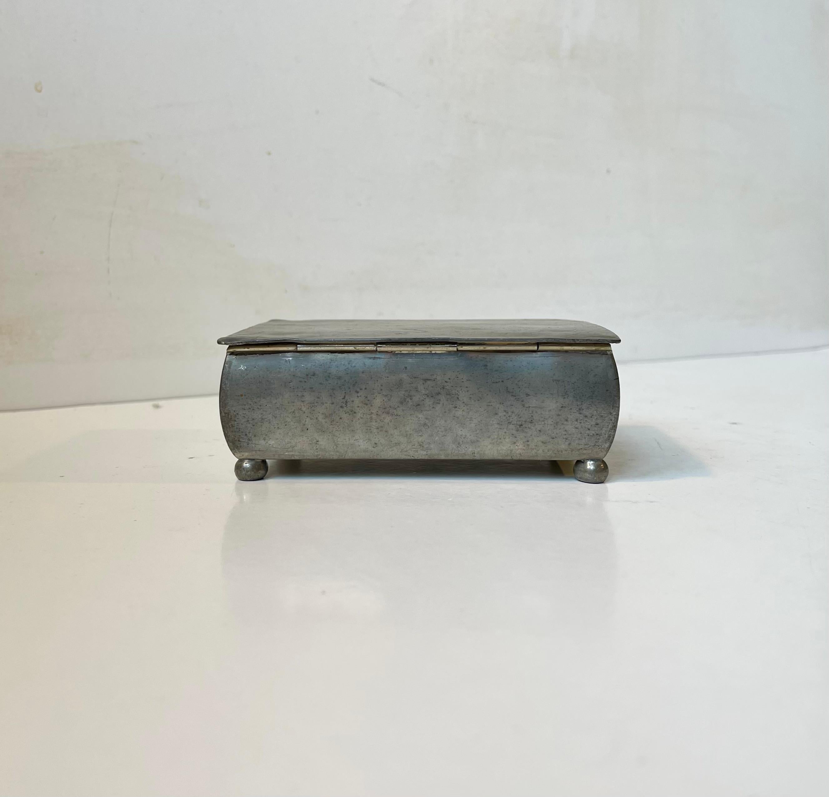 Just Andersen Antique Footed Pewter Box, 1920s For Sale 1